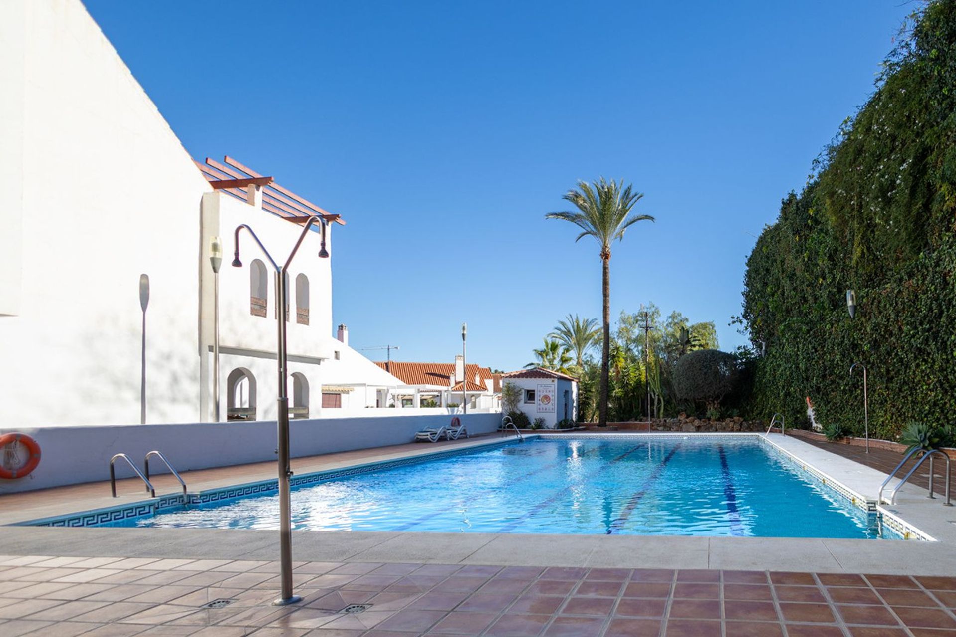 Condominium in Marbella, Andalucía 12454717