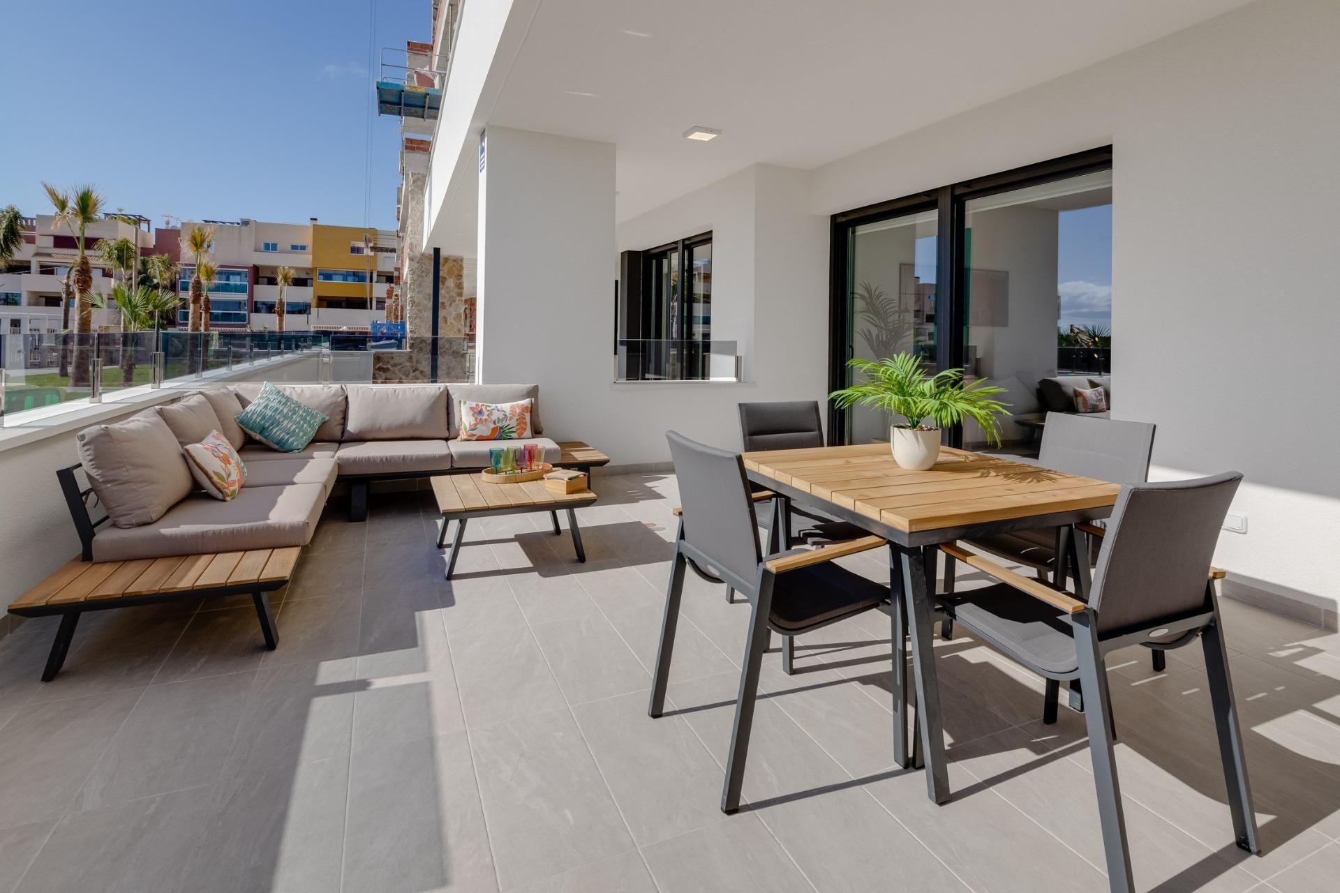 Condominium in Orihuela, Comunidad Valenciana 12454998