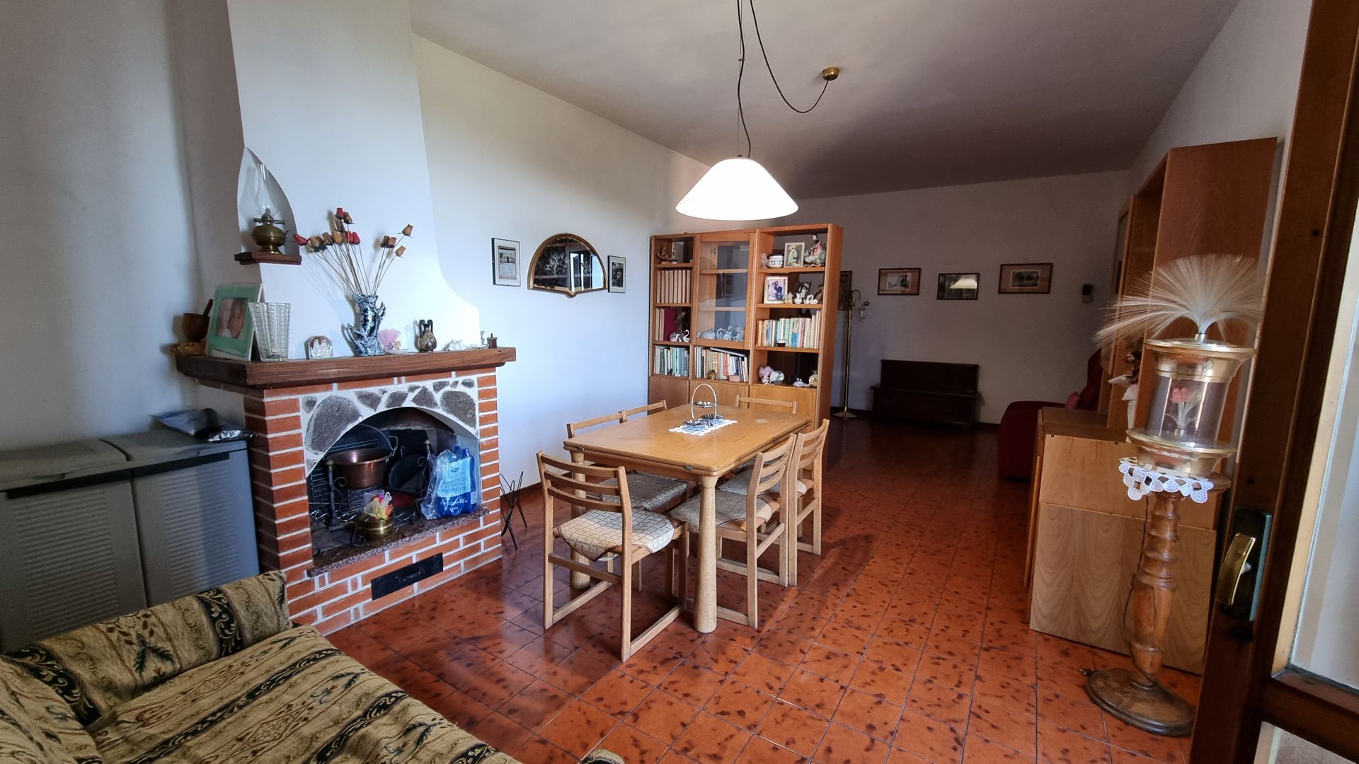 Osakehuoneisto sisään Volterra, Toscana 12458485