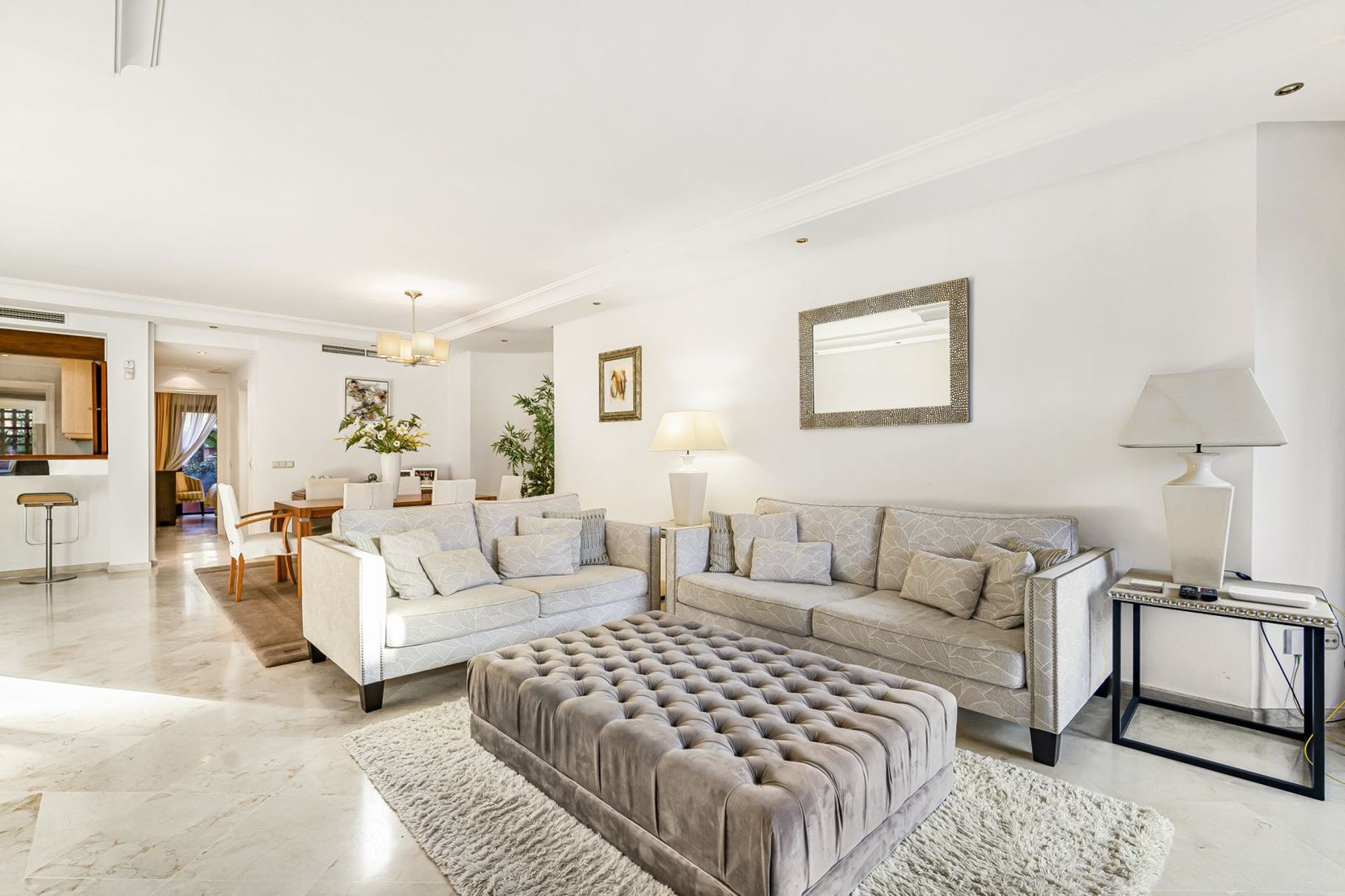 Condominium dans Estepona, Andalousie 12458519