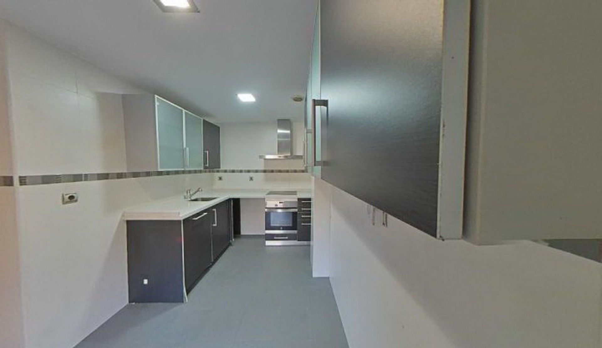 Condominium in Manilva, Andalucía 12458529