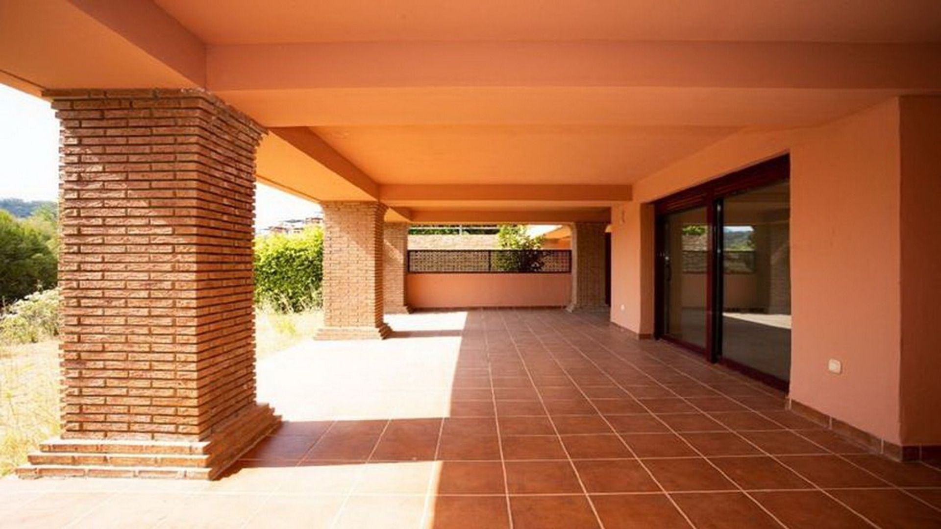 Condominio en Manilva, Andalucía 12458532