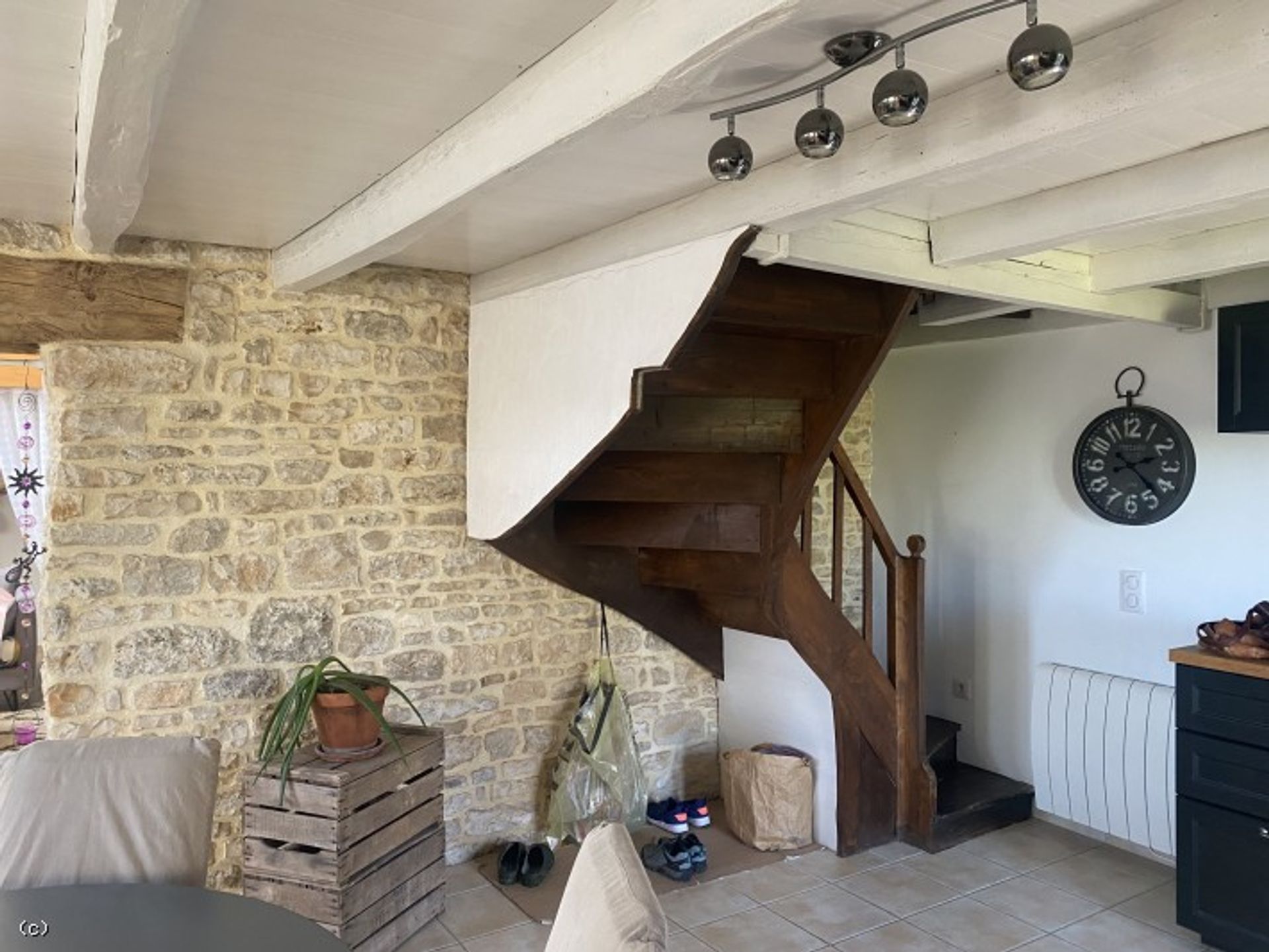 casa en Nanteuil-en-Vallée, Nouvelle-Aquitaine 12458606