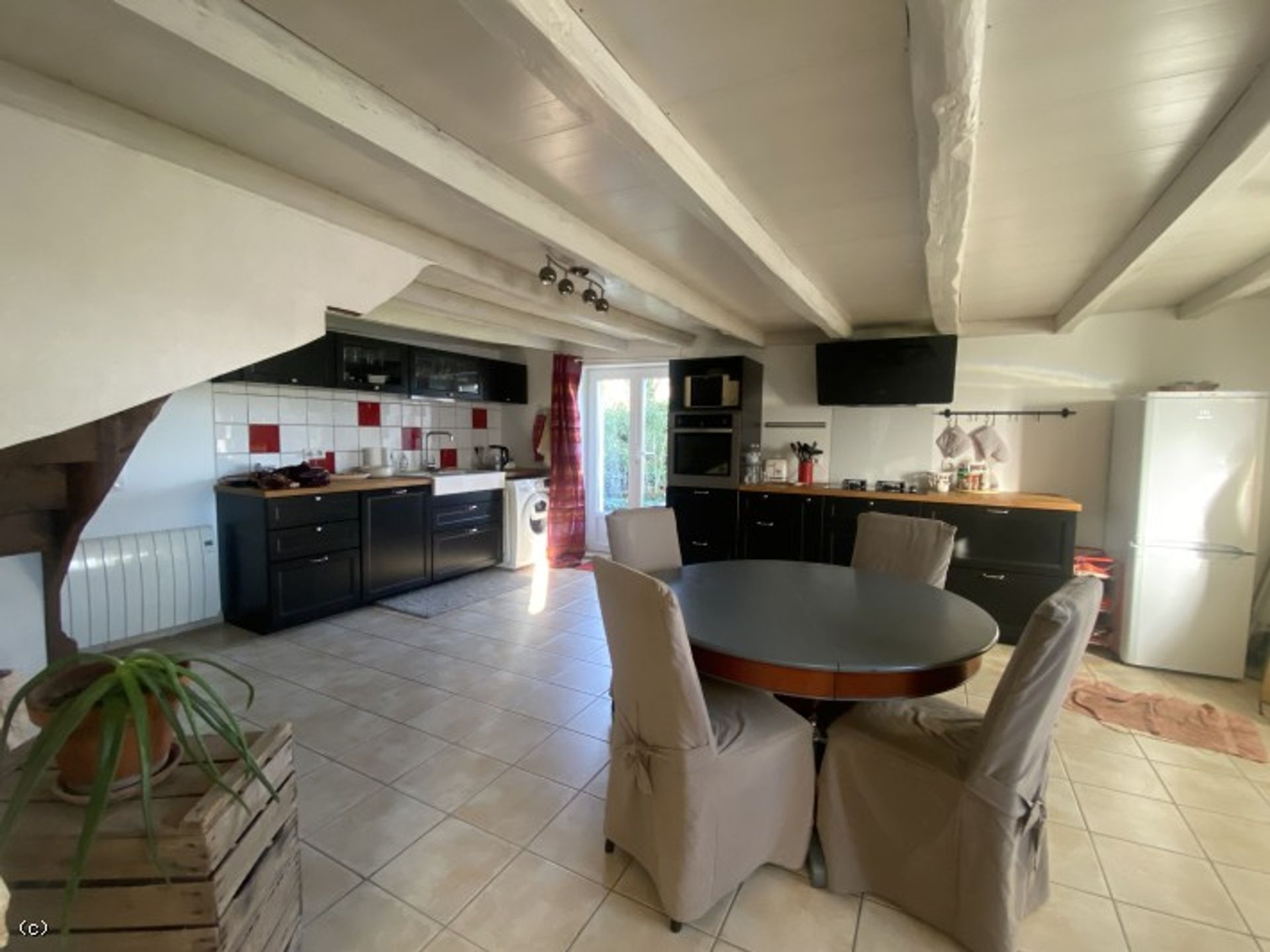 casa en Nanteuil-en-Vallée, Nouvelle-Aquitaine 12458606