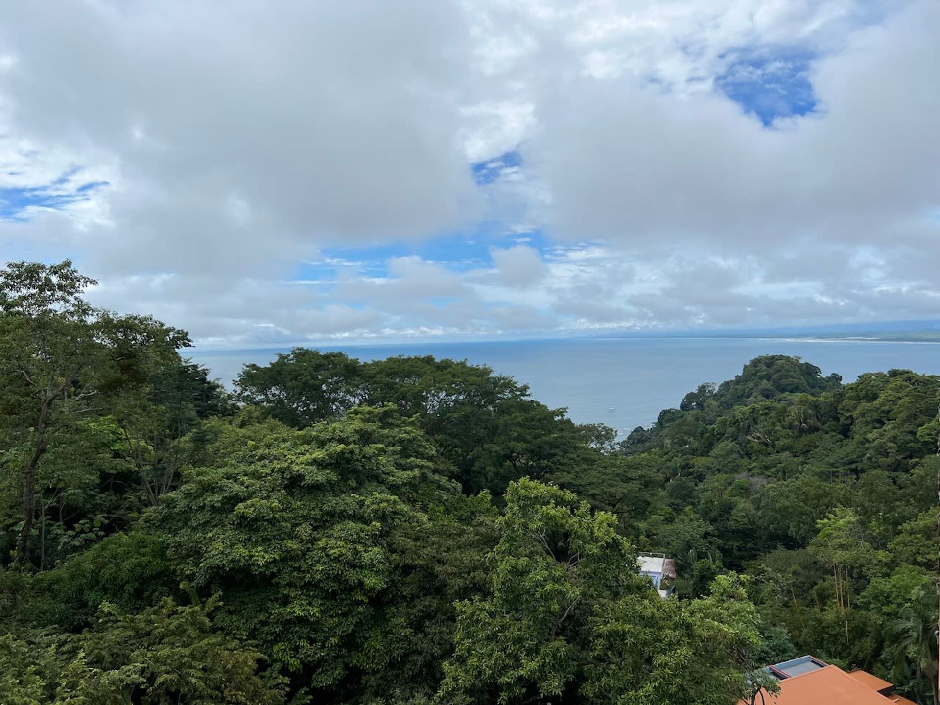 بيت في Quepos, Provincia de Puntarenas 12459457