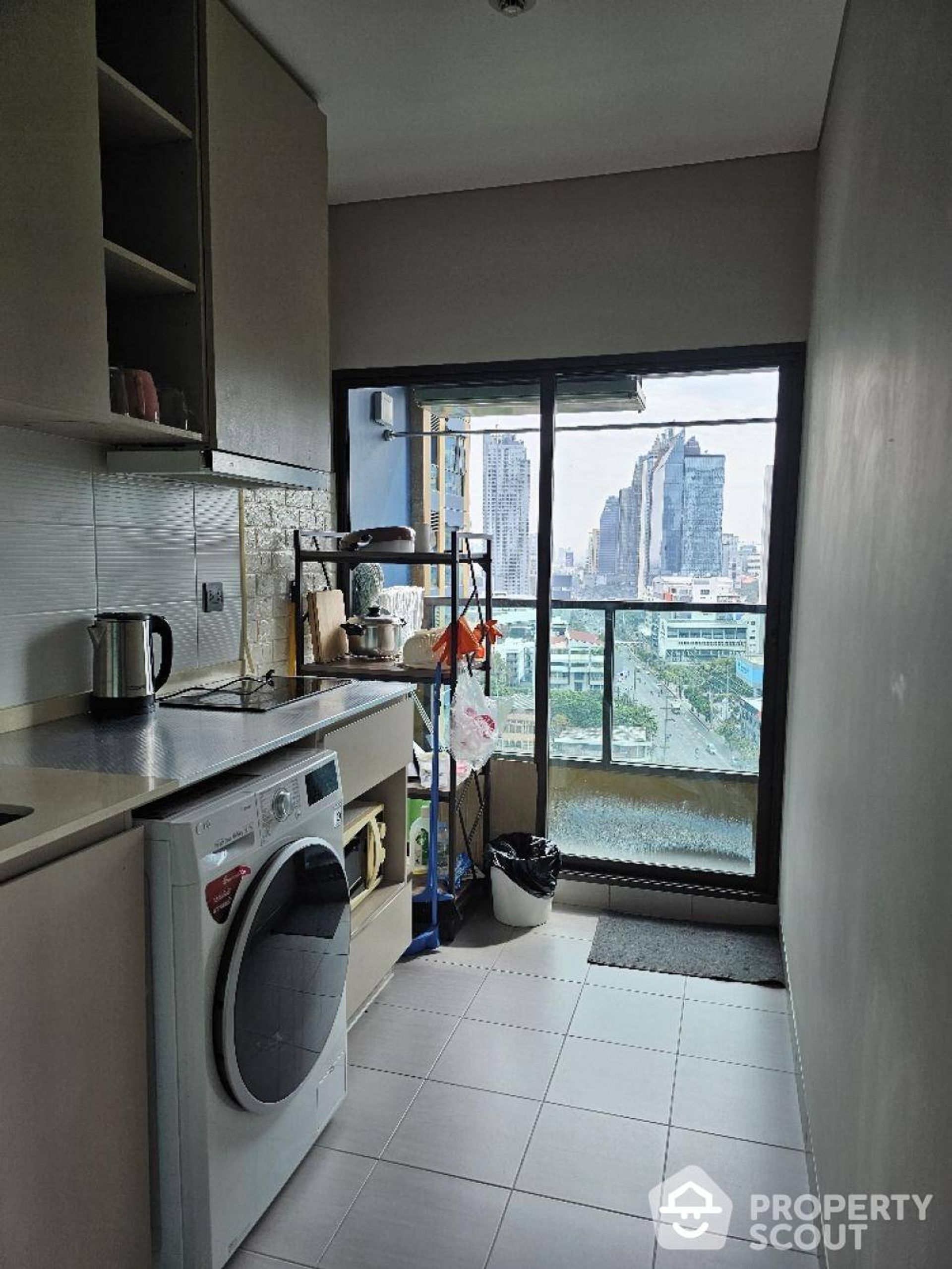 Condominium in Din Daeng, Krung Thep Maha Nakhon 12460655