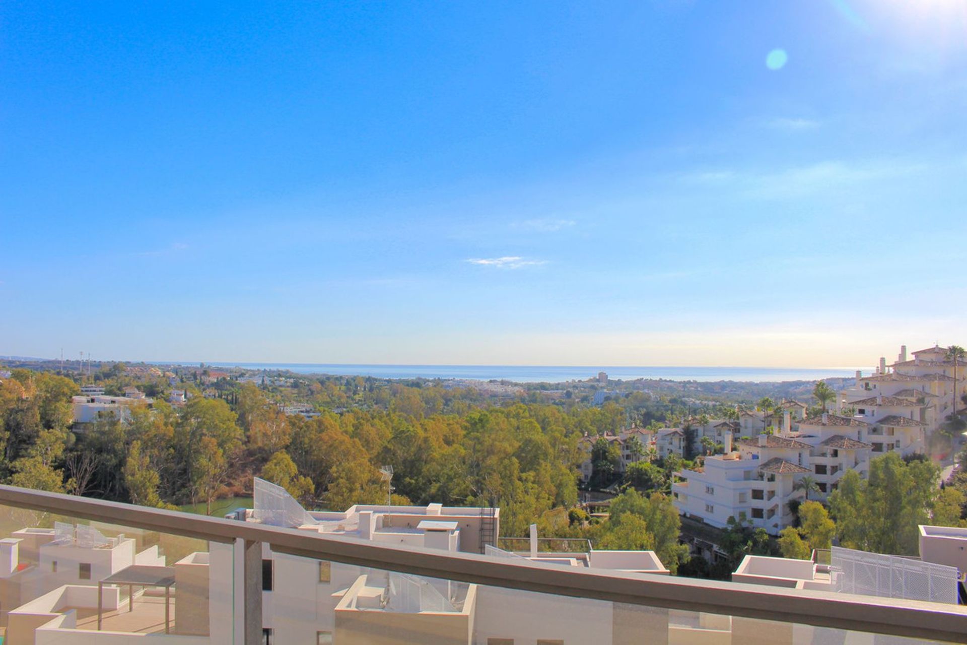 Condominium in Marbella, Andalucía 12461491