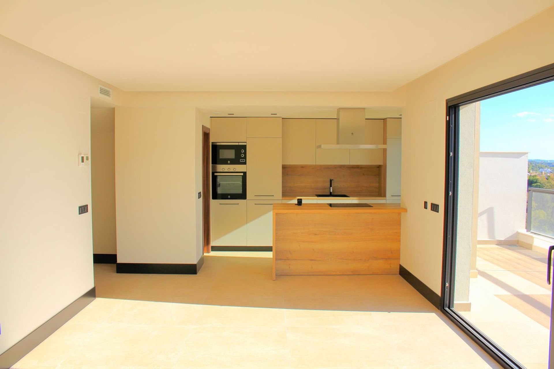 Condominium in Marbella, Andalucía 12461491