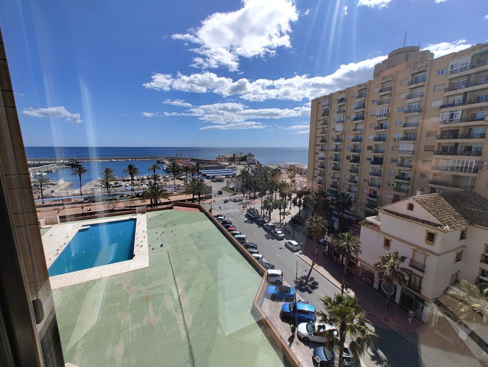 Condominium in Fuengirola, Andalusia 12461575