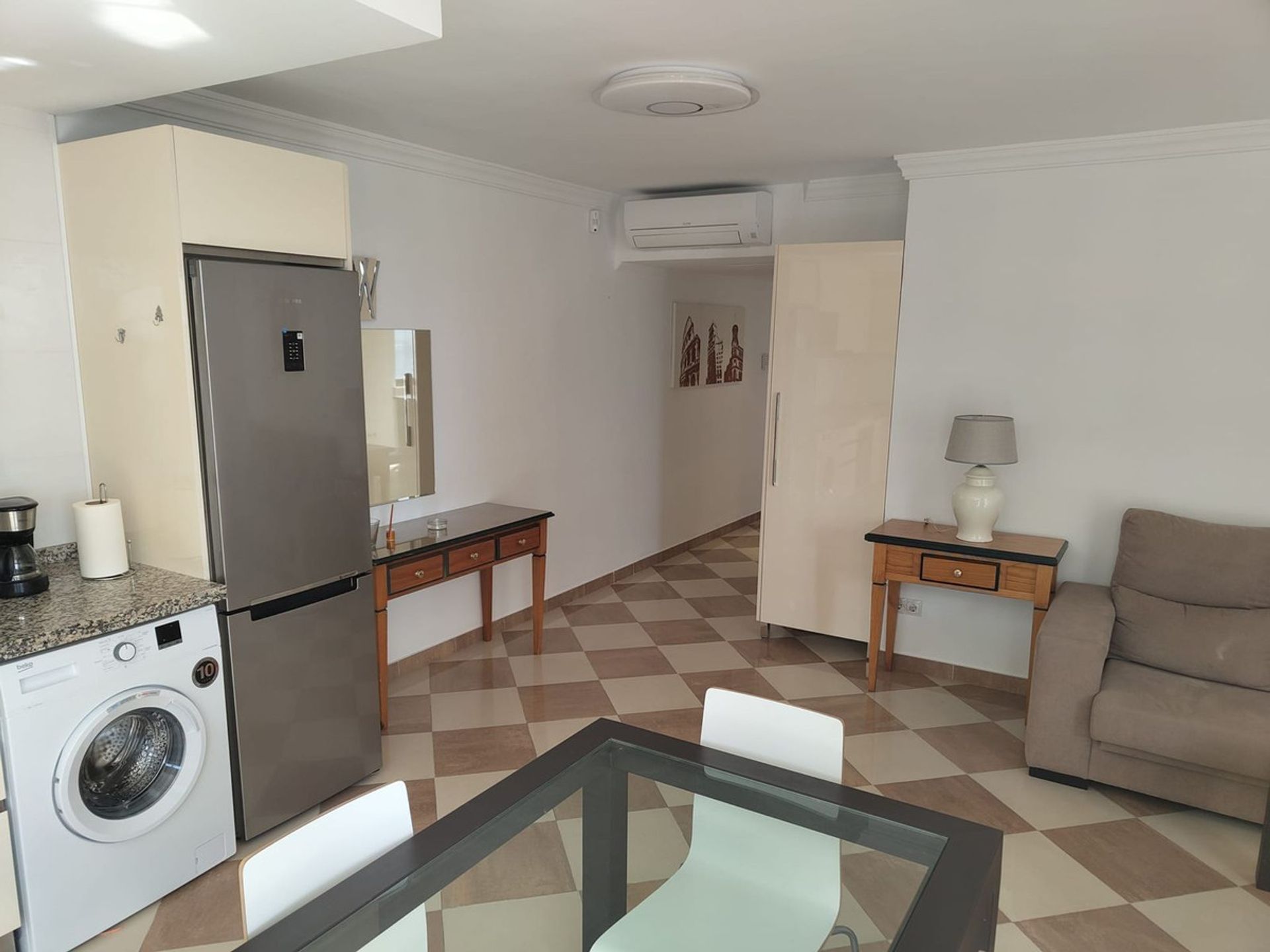 Condominium in Fuengirola, Andalusië 12461575