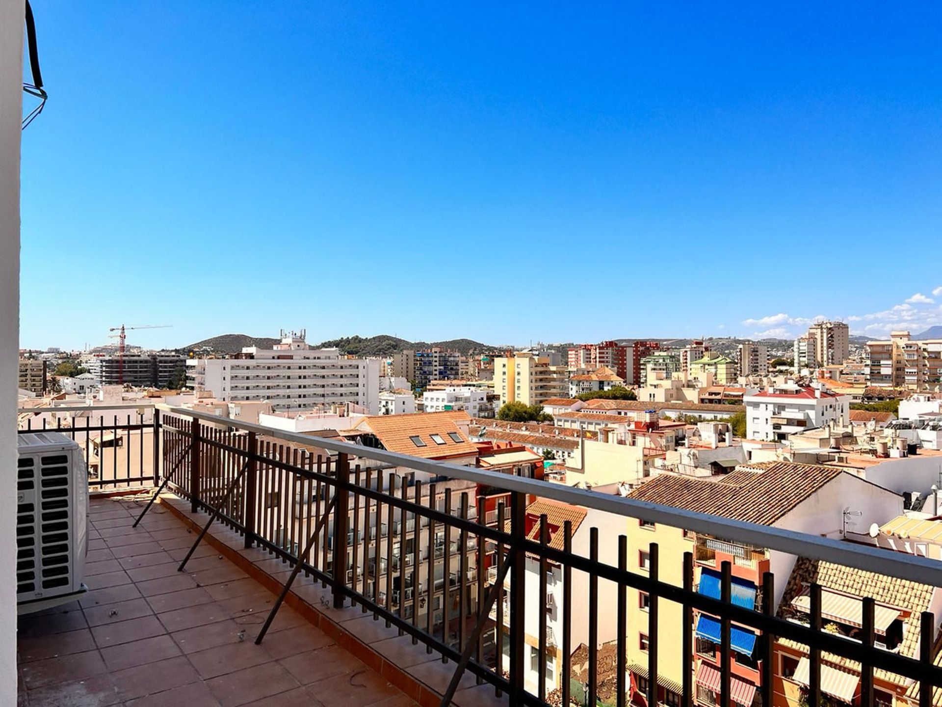 Кондоминиум в Fuengirola, Andalusia 12465107