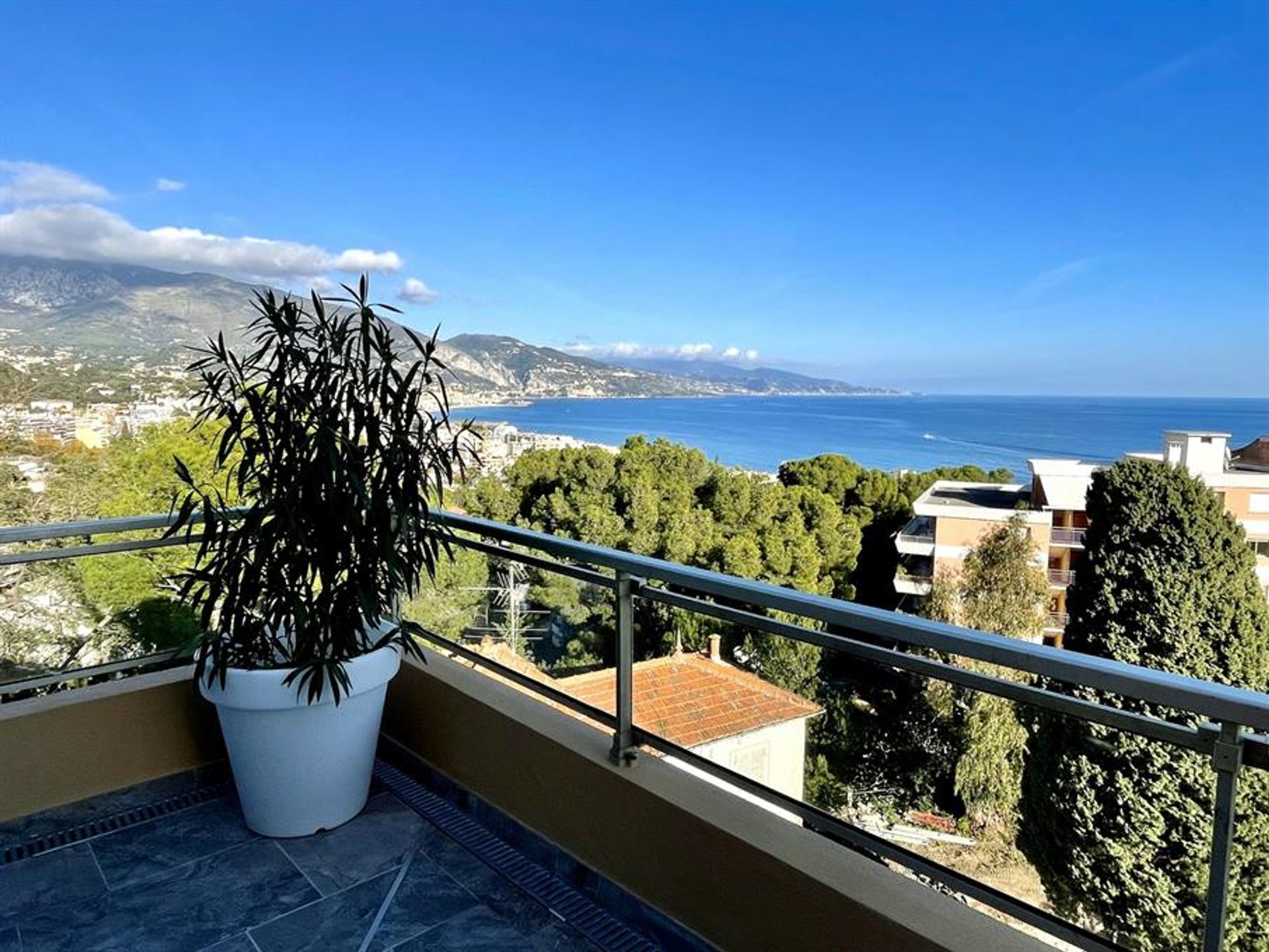 Kondominium dalam Cap Martin, Provence-Alpes-Côte d'Azur 12466516