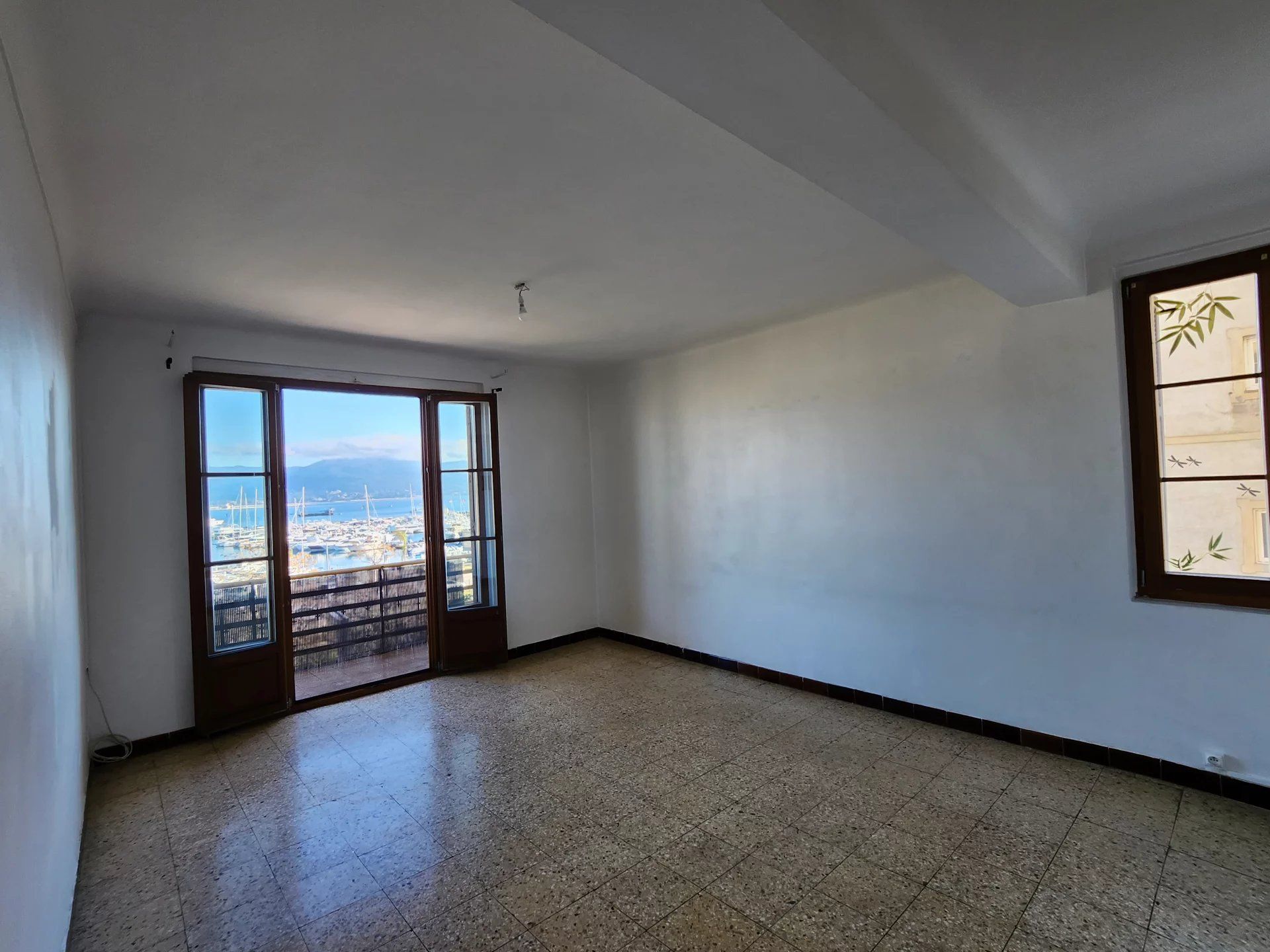 Condominio nel Ajaccio, Corse-du-Sud 12467610