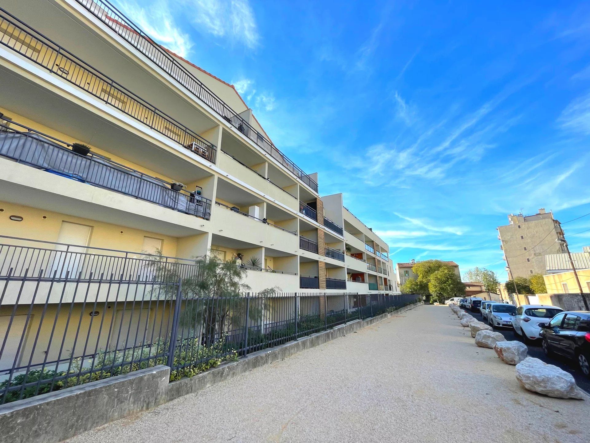 Condominium dans Sainte-Marthe, Provence-Alpes-Cote d'Azur 12468506