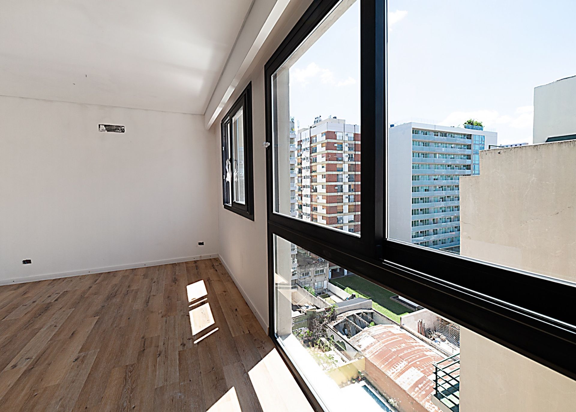 Condominium in Buenos Aires, Buenos Aires 12470004