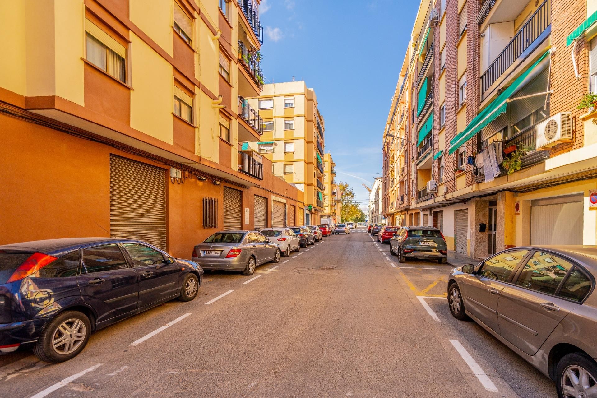 Annen i València, Comunidad Valenciana 12470133