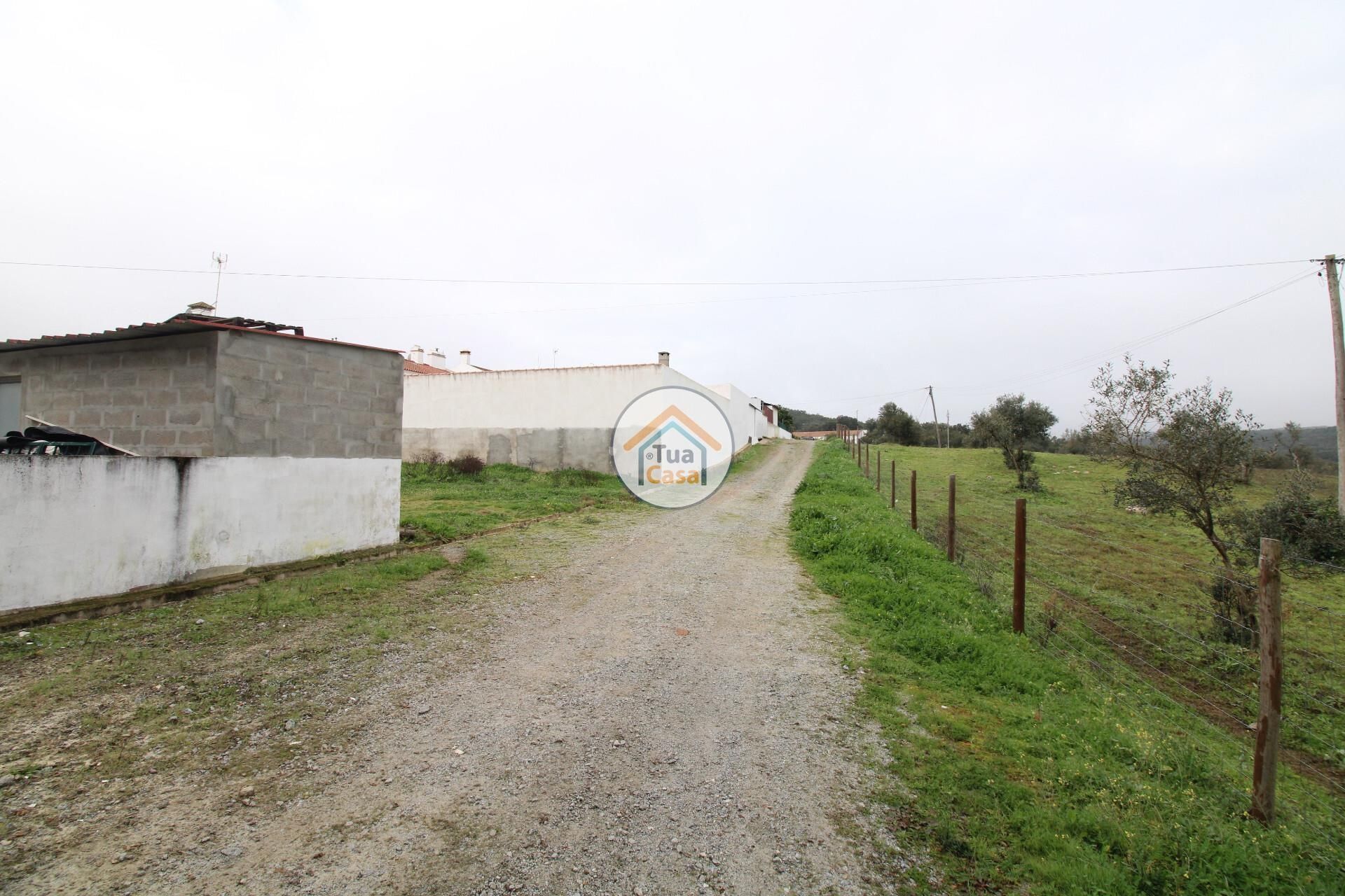 Tierra en São Sebastião da Giesteira, Évora District 12470446