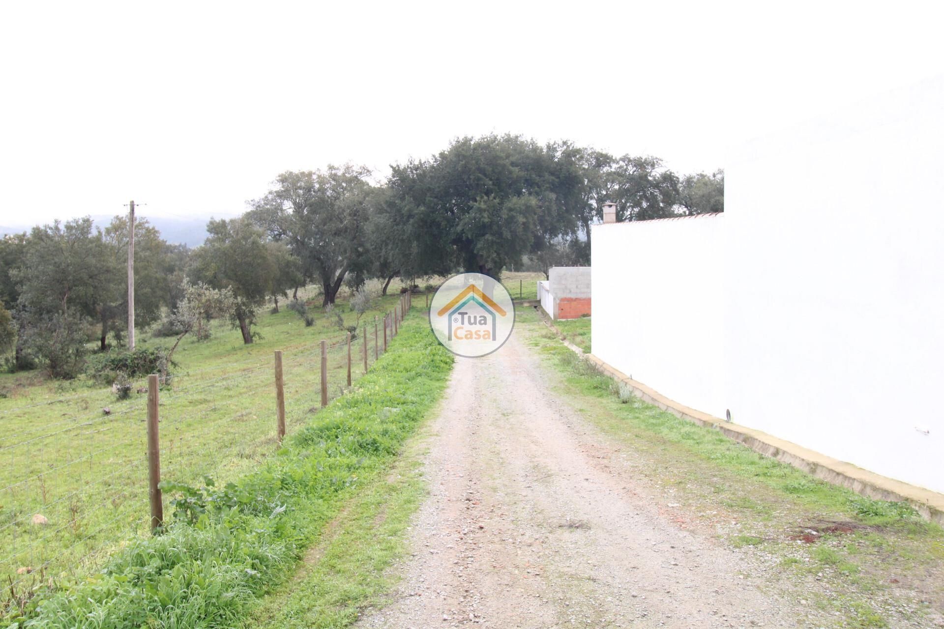 Tanah dalam São Sebastião da Giesteira, Évora District 12470446