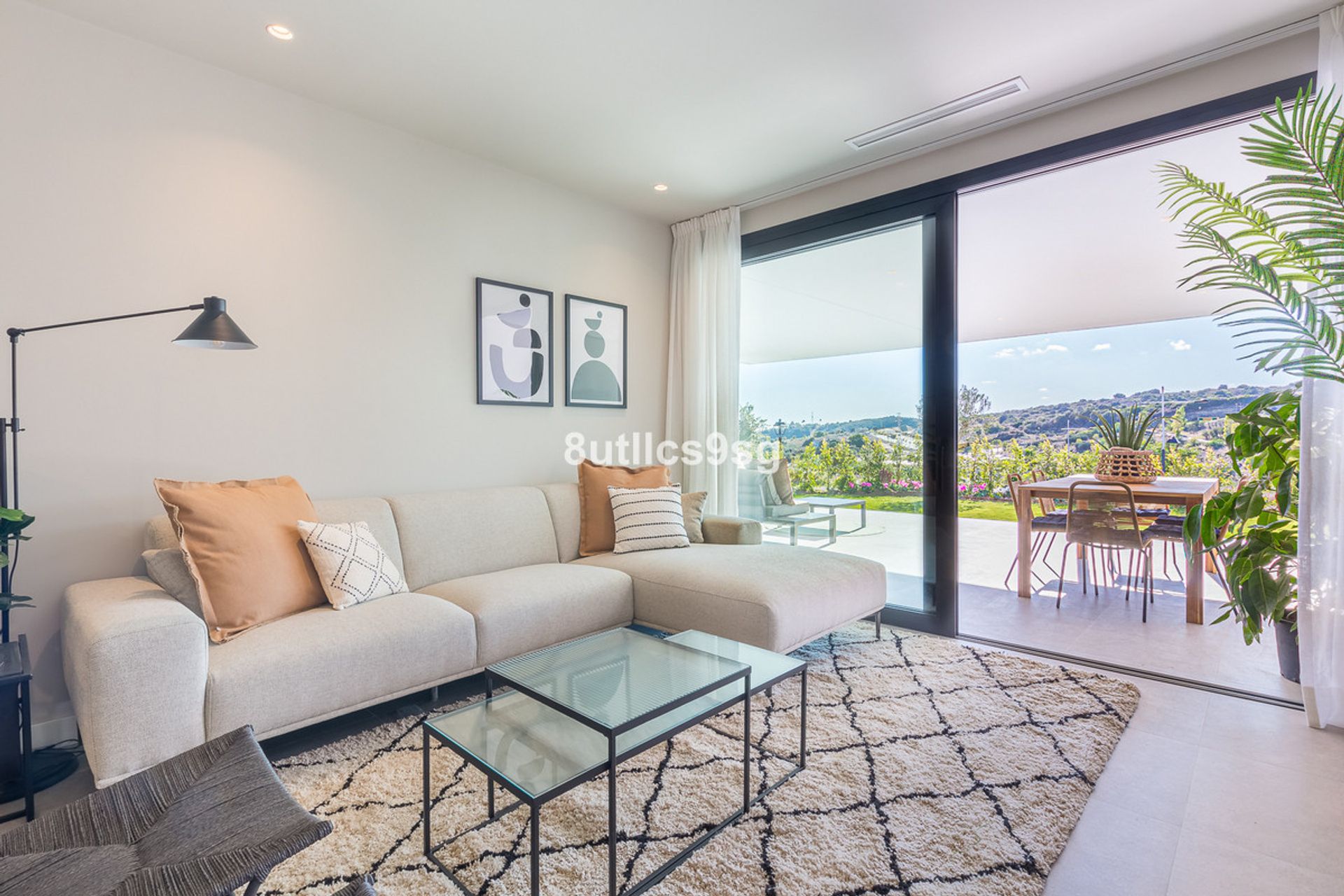 Condominium dans Estepona, Andalusia 12472101