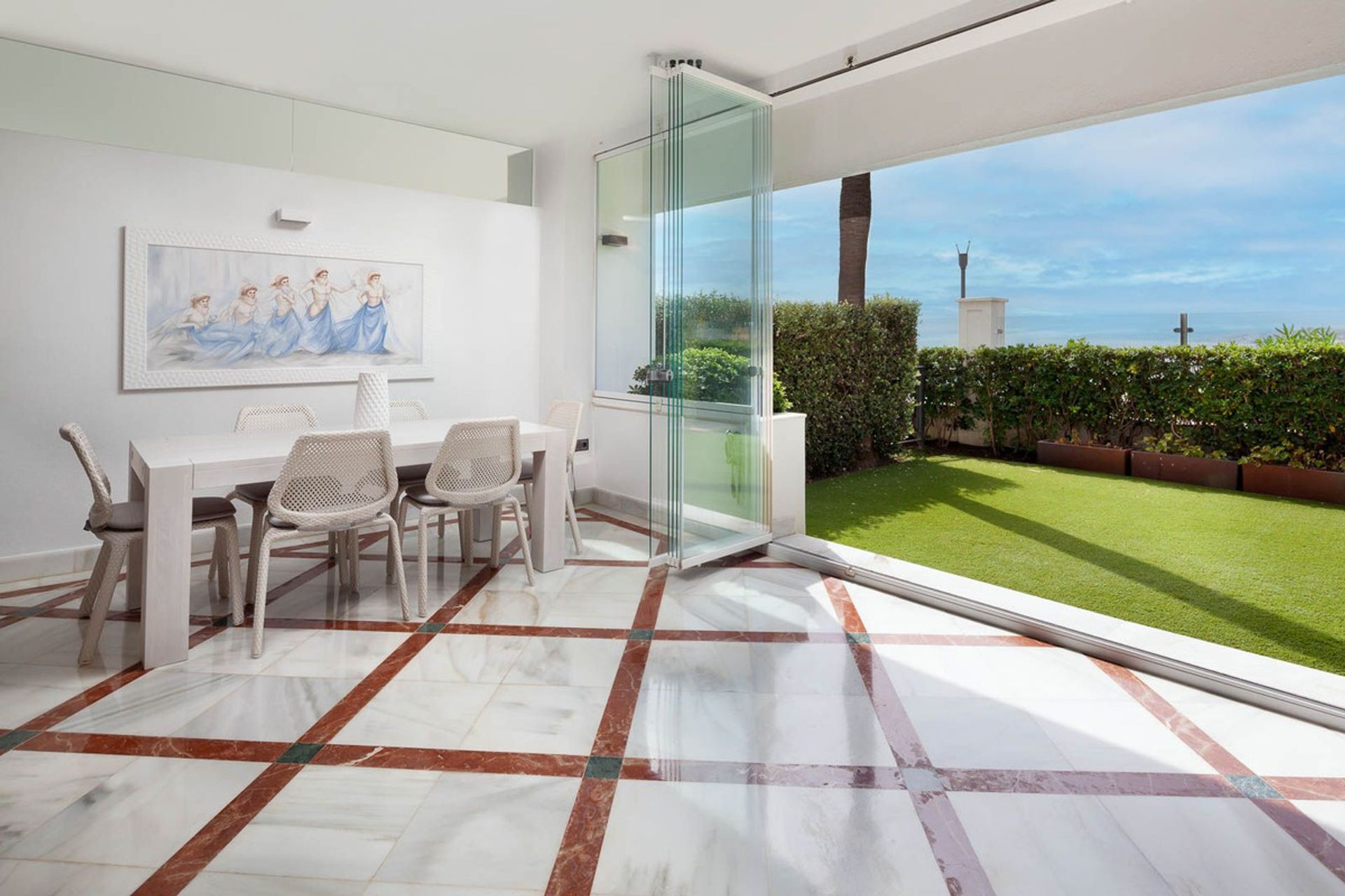 Condominium in Estepona, Andalusia 12472123