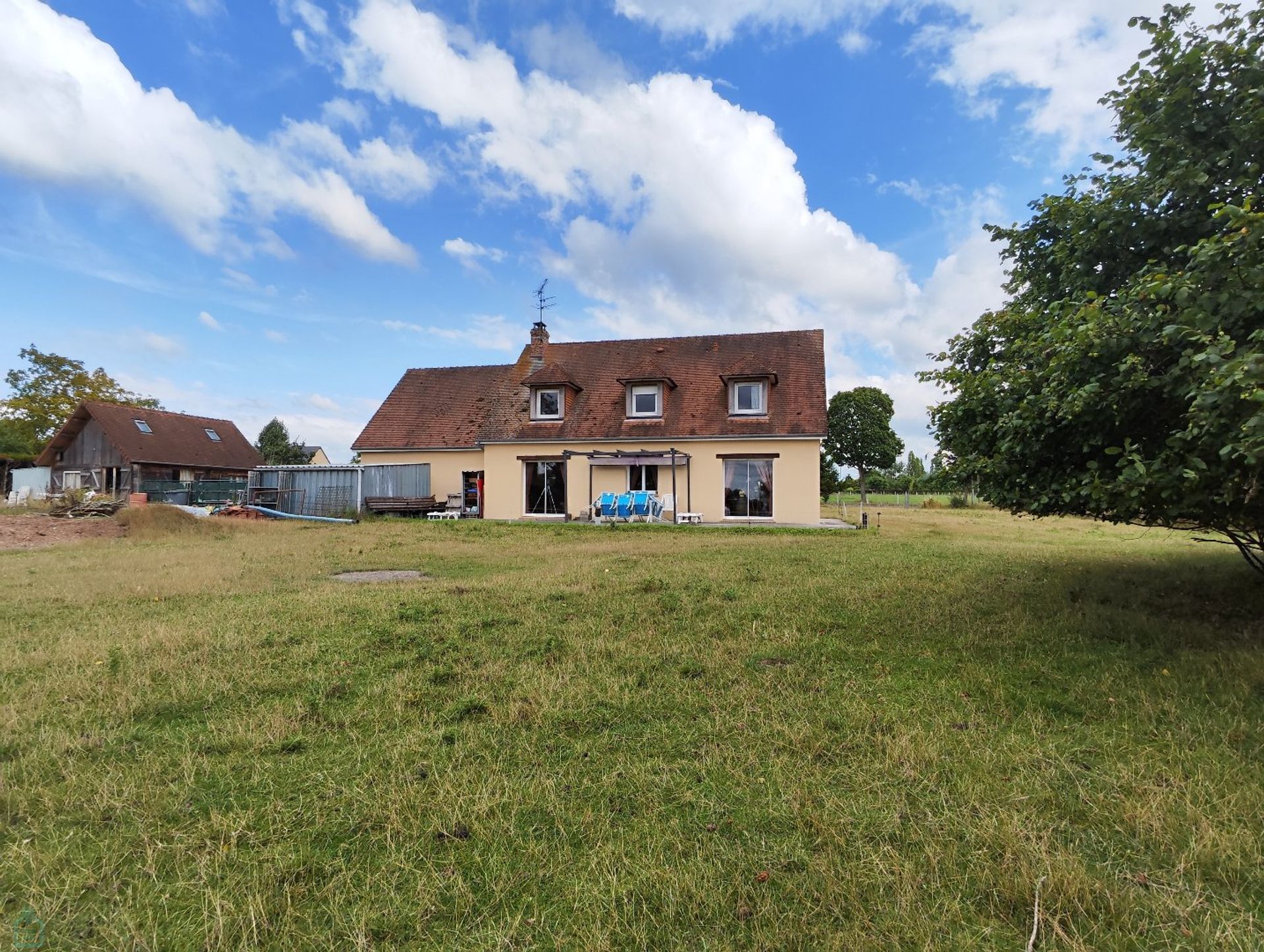 Talo sisään Mézidon Vallée d'Auge, Normandy 12472740