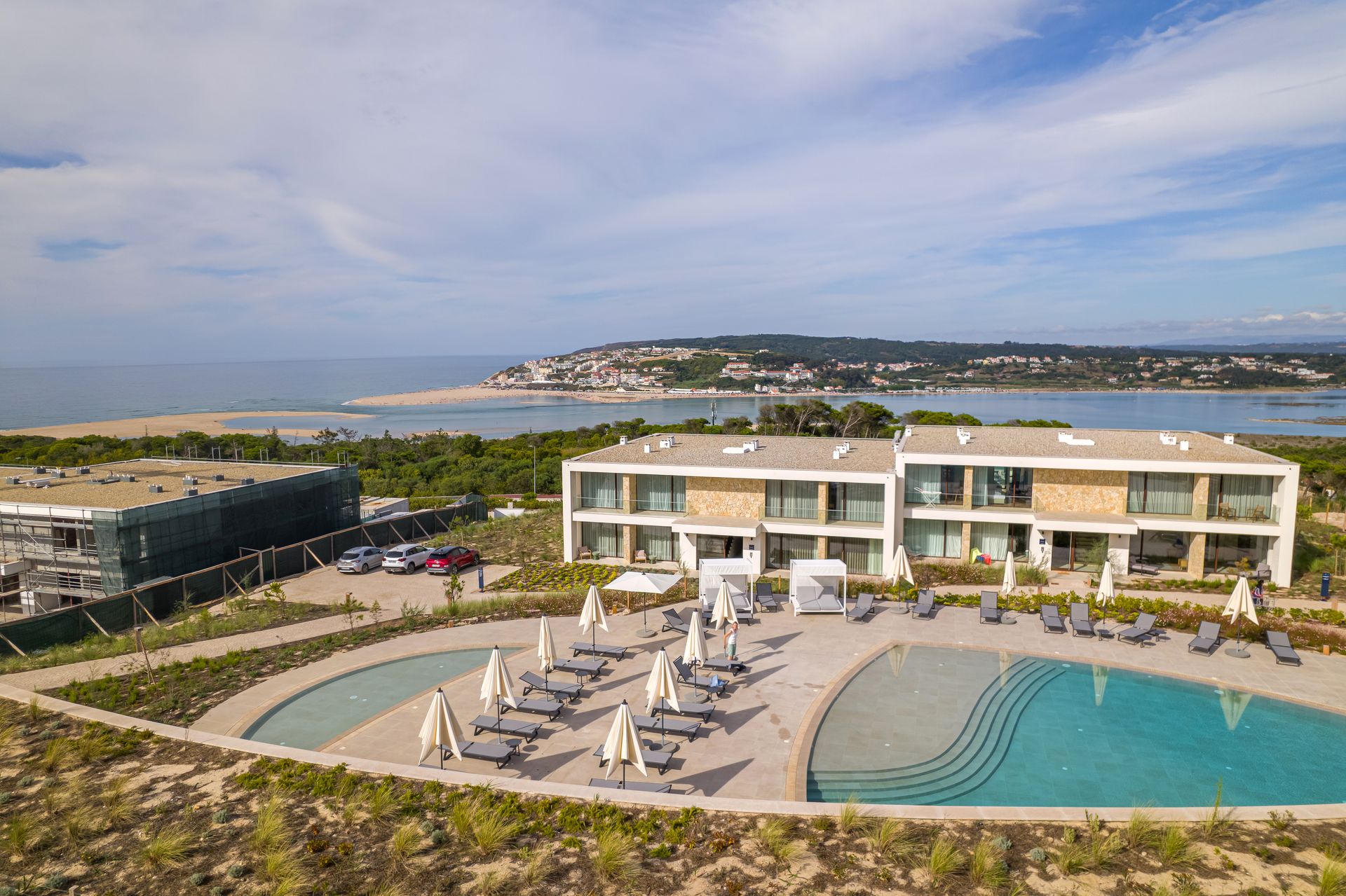 House in Obidos, Estrada do Rio 12474907