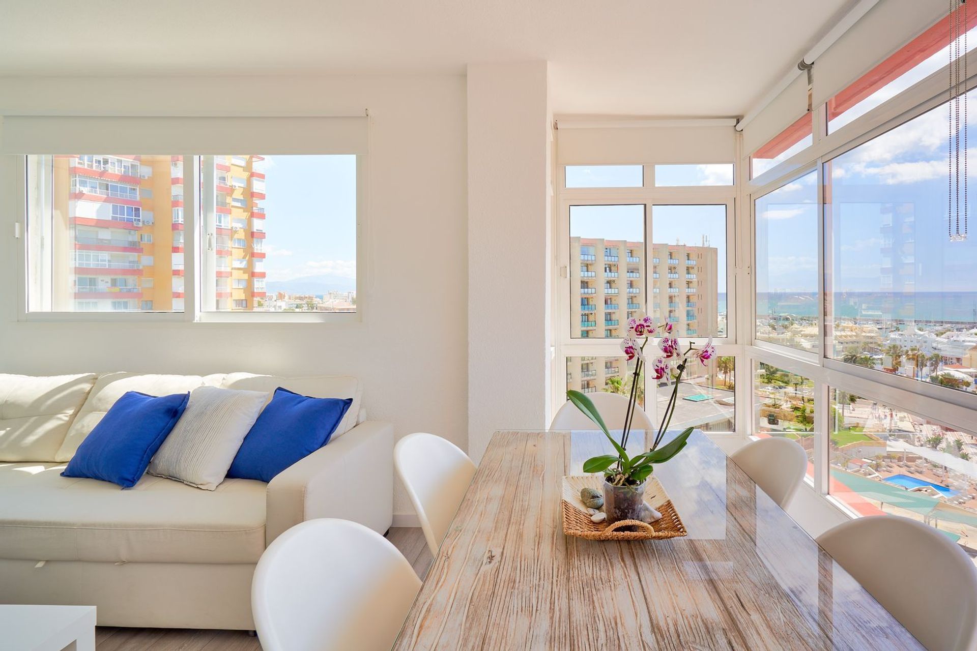 Condominium in Benalmadena, Andalusia 12476185