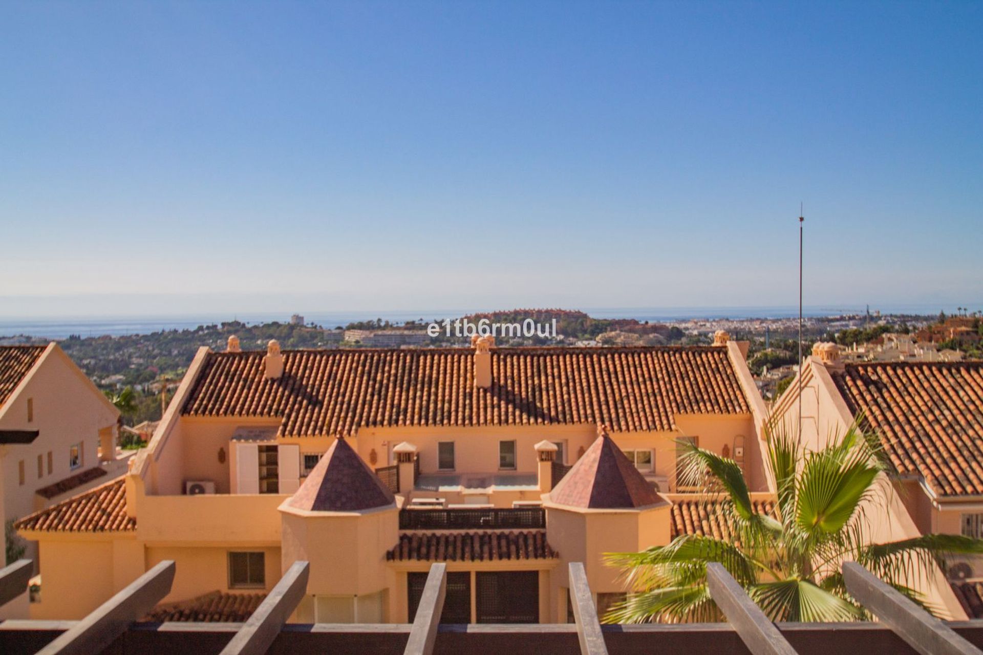 Condominium in Marbella, Andalucía 12476194