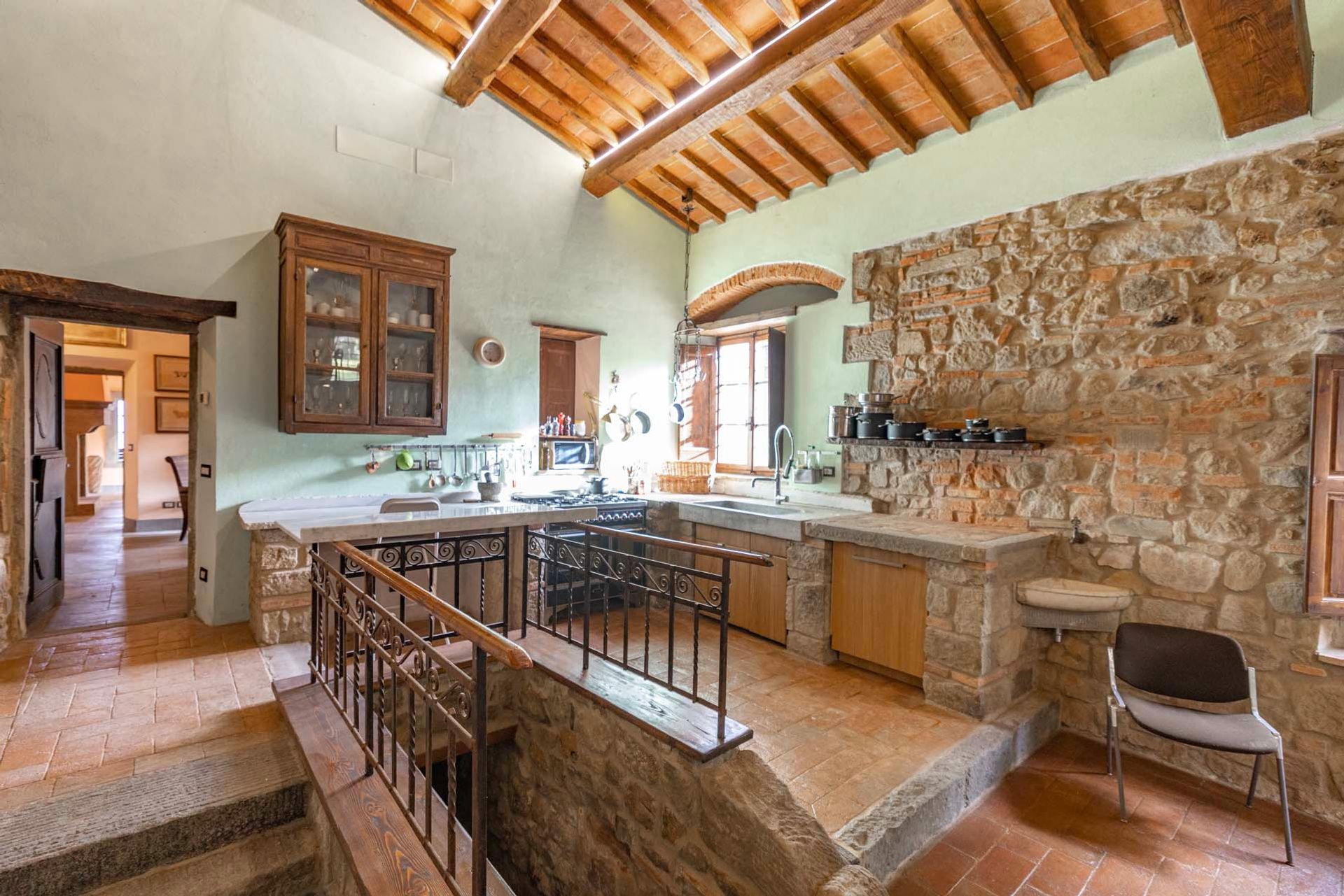 casa en Figline e Incisa Valdarno, Tuscany 12476697