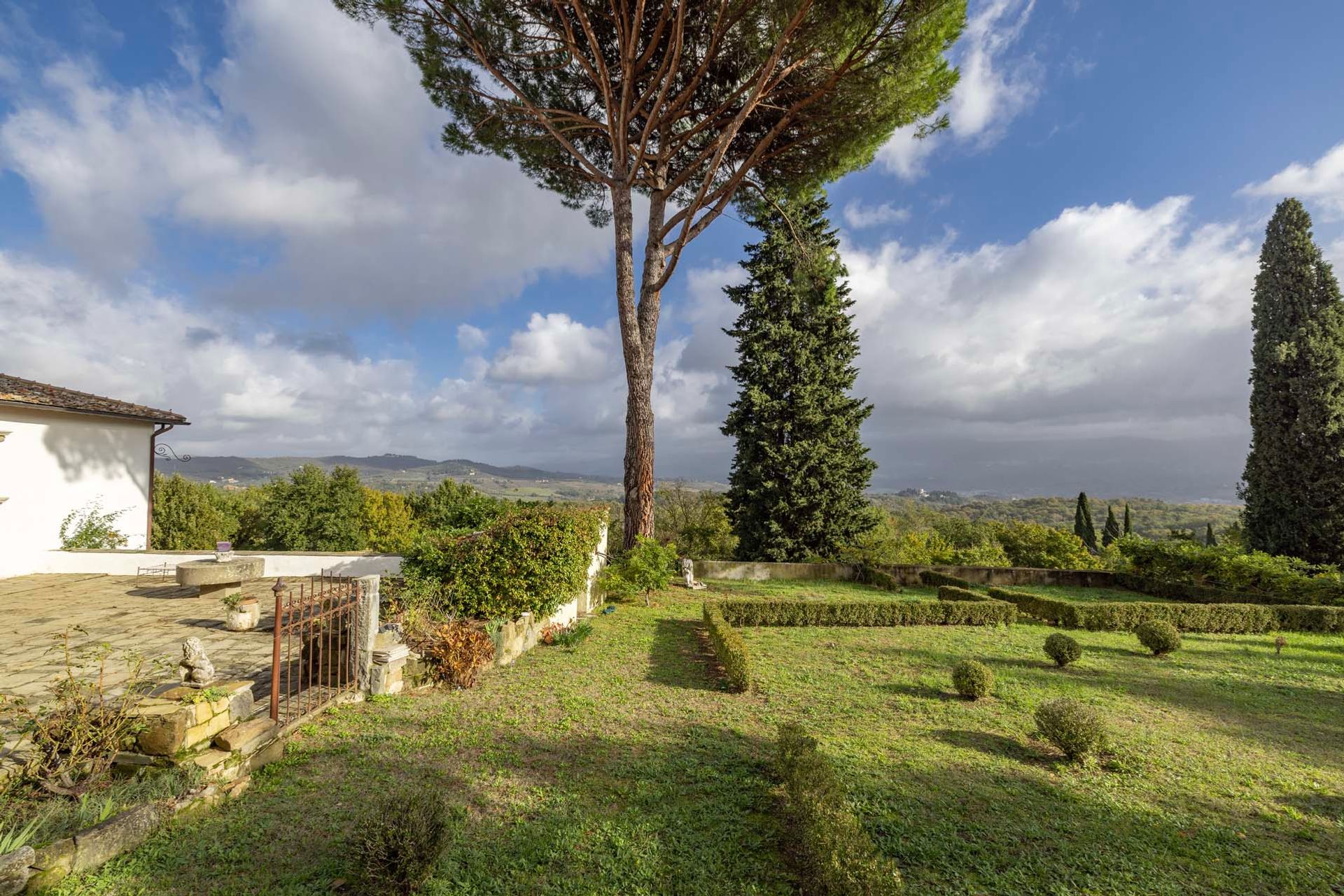 casa en Figline e Incisa Valdarno, Tuscany 12476697