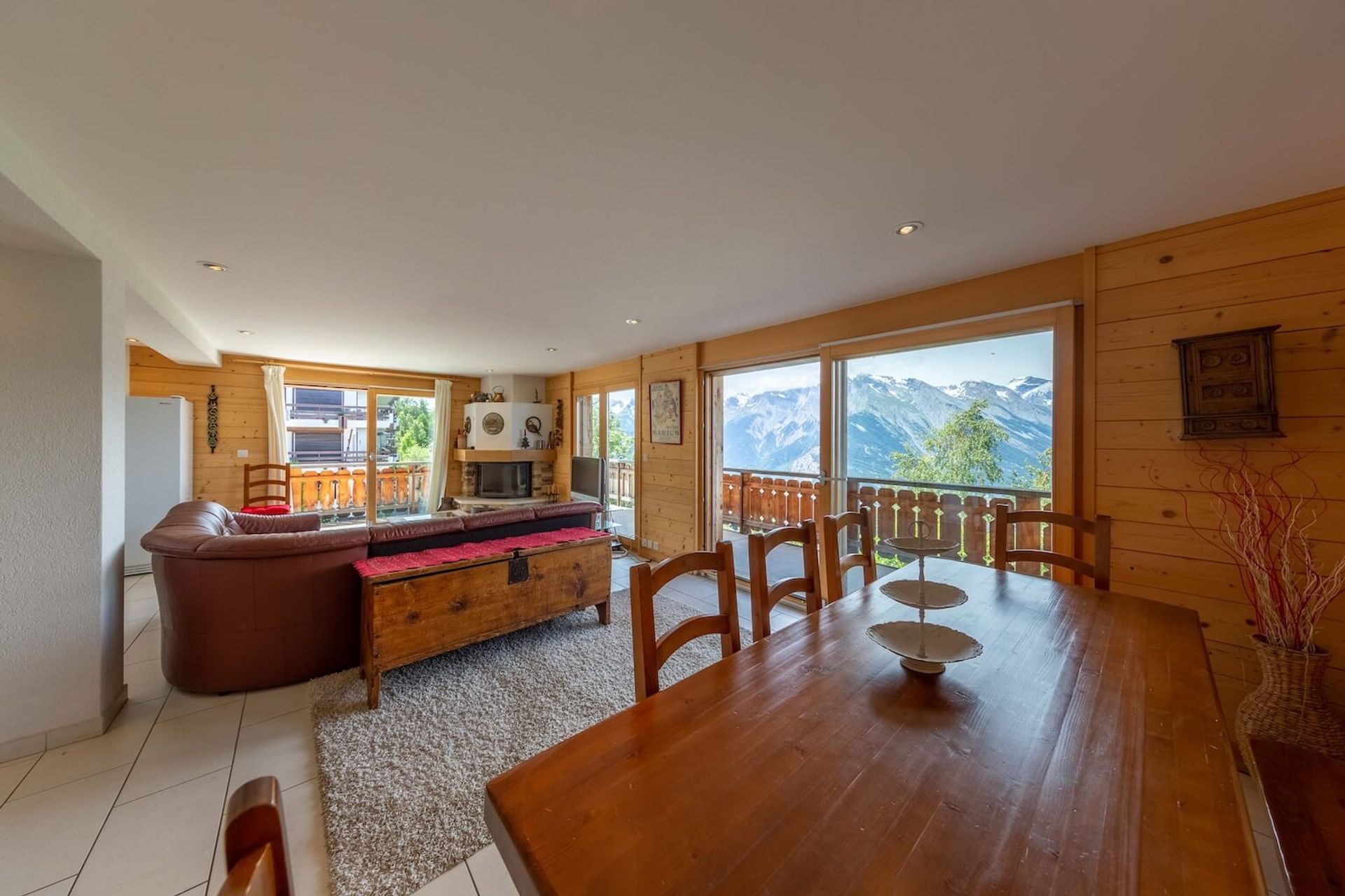 Condominium in Conthey, Valais 12477189