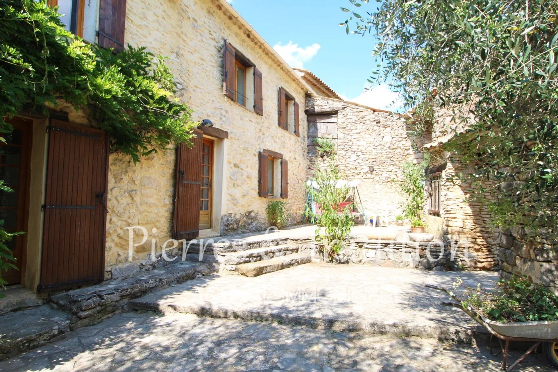 Kediaman dalam Banon, Alpes-de-Haute-Provence 12477512