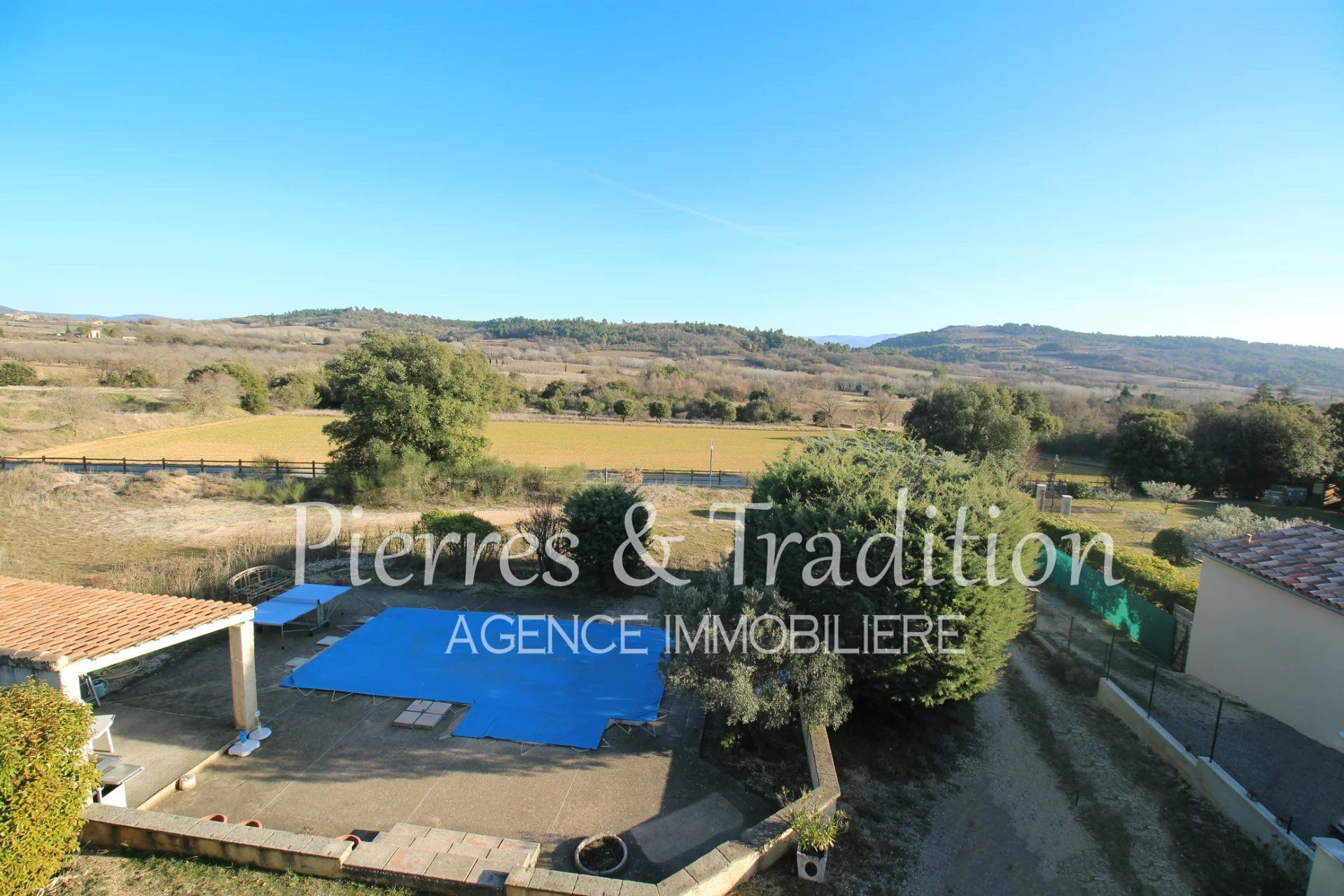 casa no Villars, Provence-Alpes-Cote d'Azur 12477534