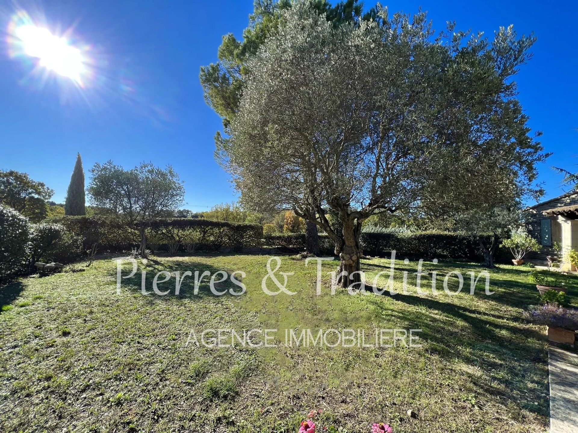 House in Murs, Vaucluse 12477536