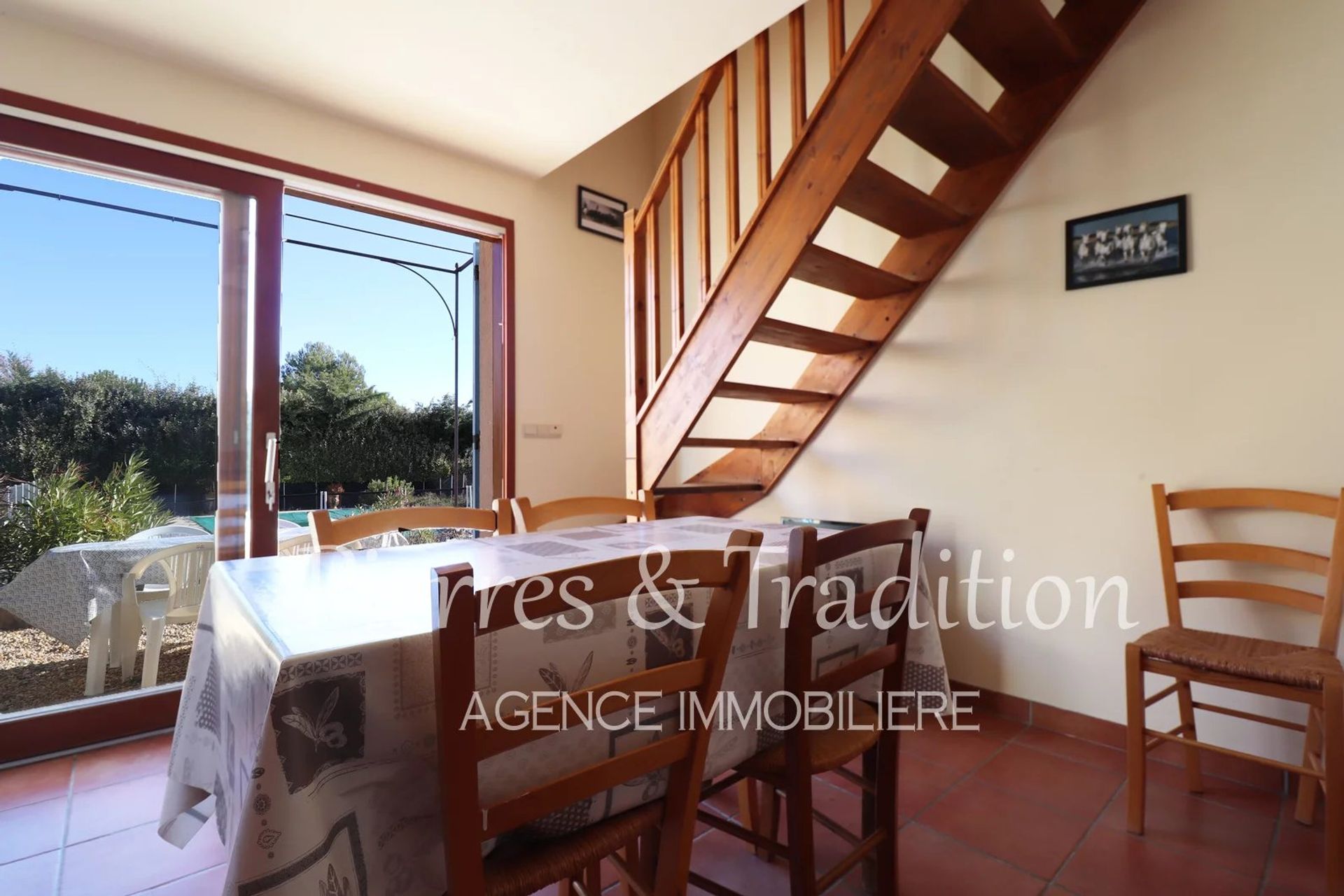 Hus i Saint-Saturnin-lès-Apt, Vaucluse 12477541