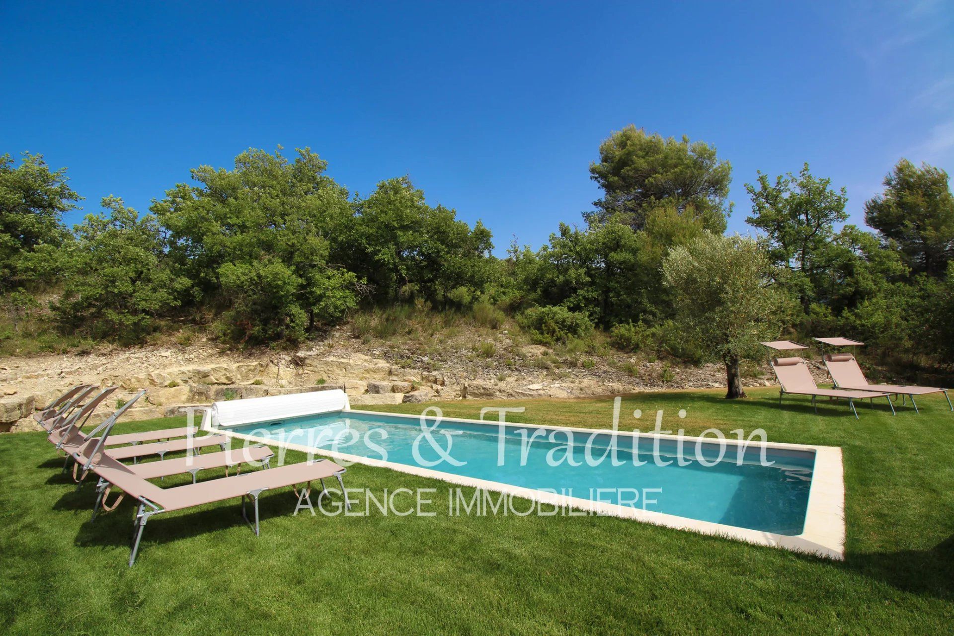 Hus i Saint-Philippe, Provence-Alpes-Cote d'Azur 12477559