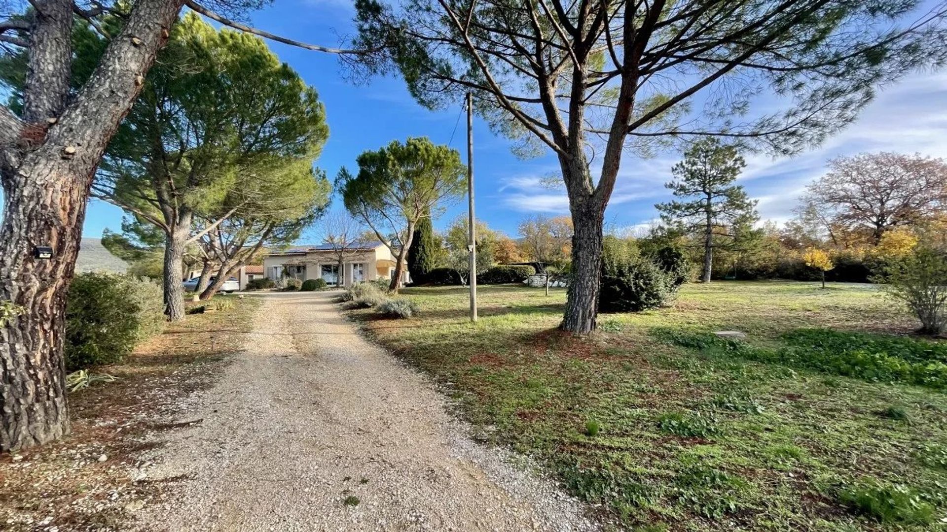 rumah dalam Villars, Provence-Alpes-Côte d'Azur 12477560