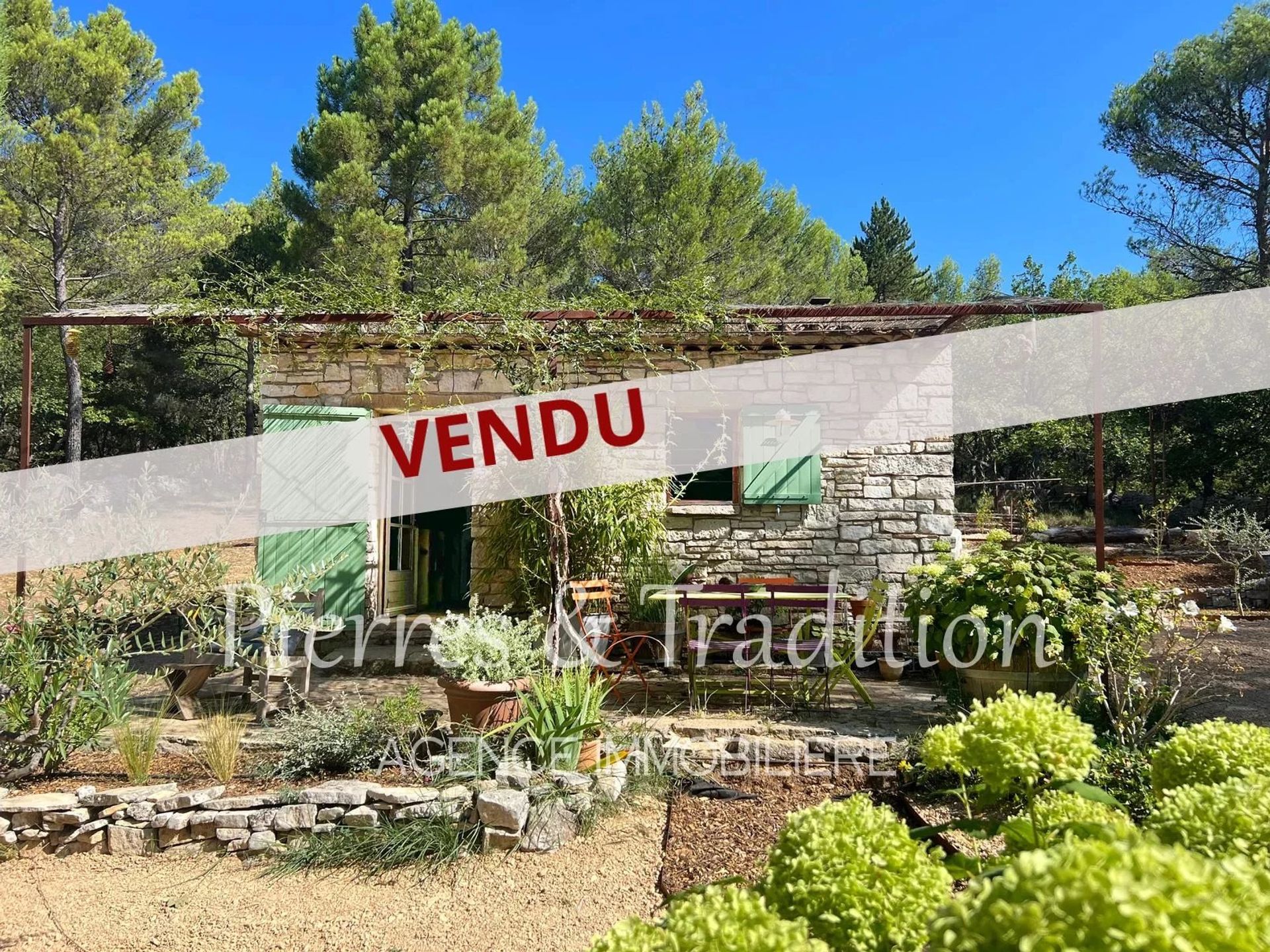 Other in Caseneuve, Provence-Alpes-Cote d'Azur 12477569