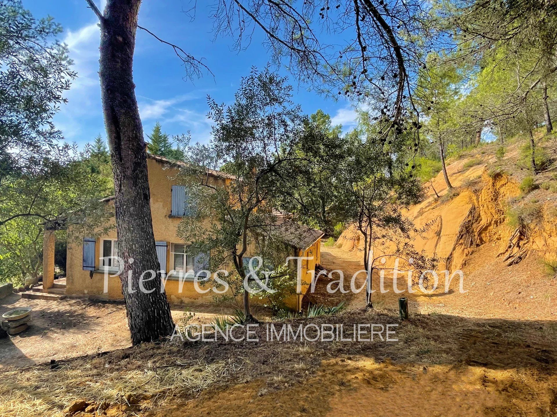 Hus i Roussillon, Provence-Alpes-Cote d'Azur 12477575