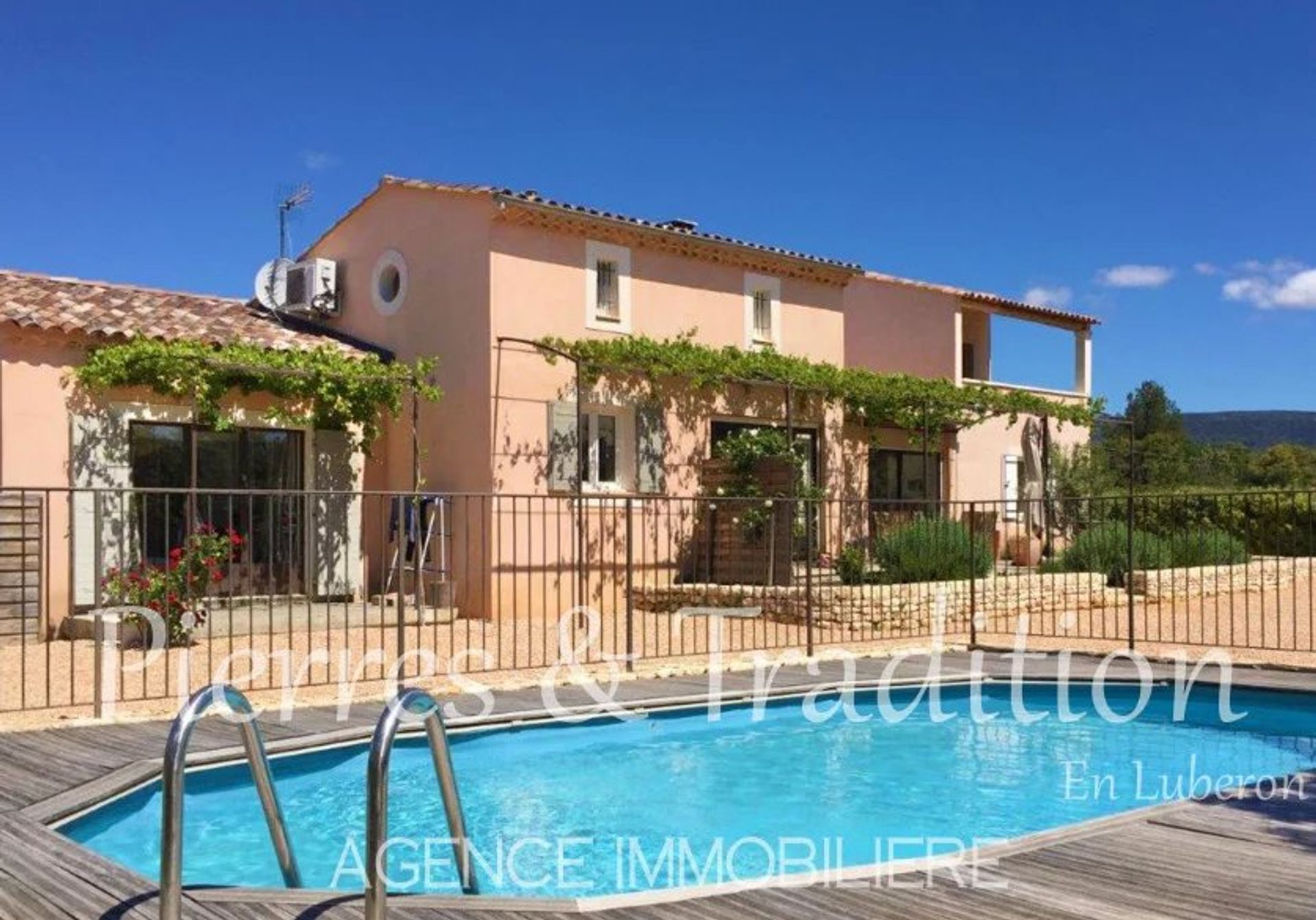 Hus i Saint-Saturnin-lès-Apt, Vaucluse 12477577