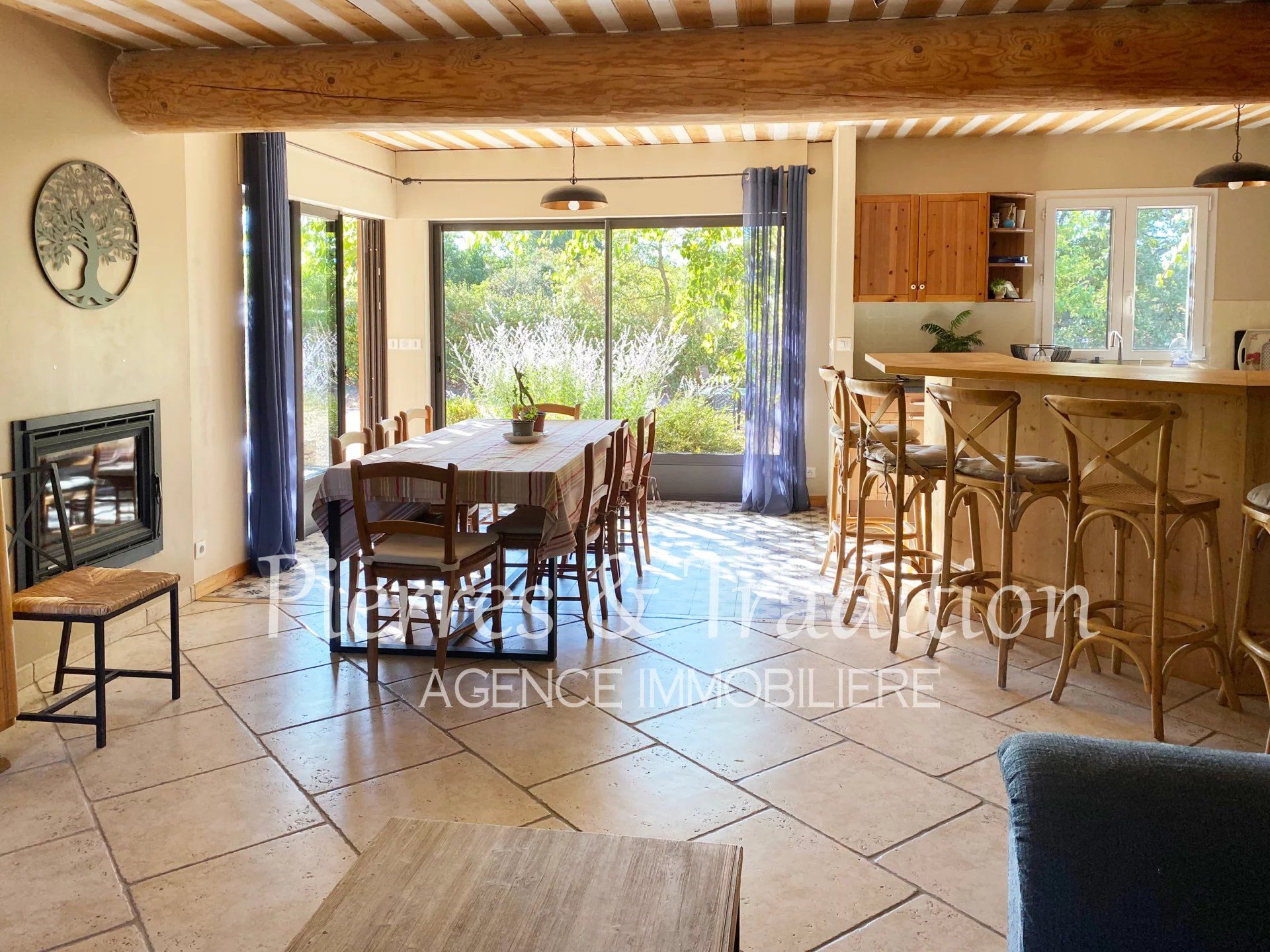 Hus i Saint-Saturnin-lès-Apt, Vaucluse 12477577