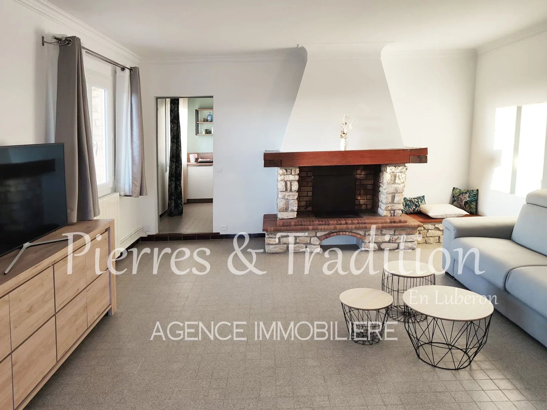 بيت في Apt, Vaucluse 12477594