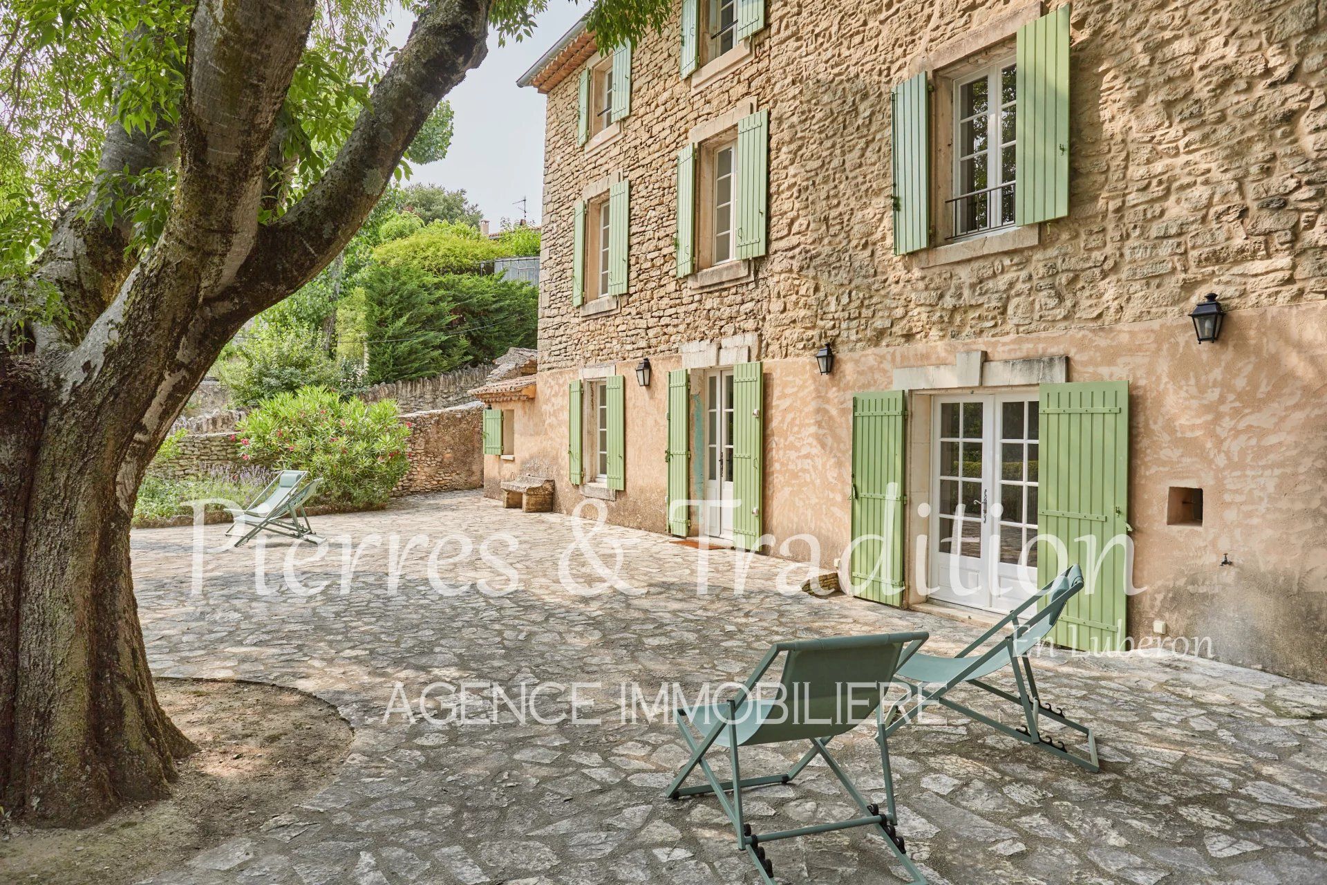 Yang lain dalam Goult, Provence-Alpes-Cote d'Azur 12477598