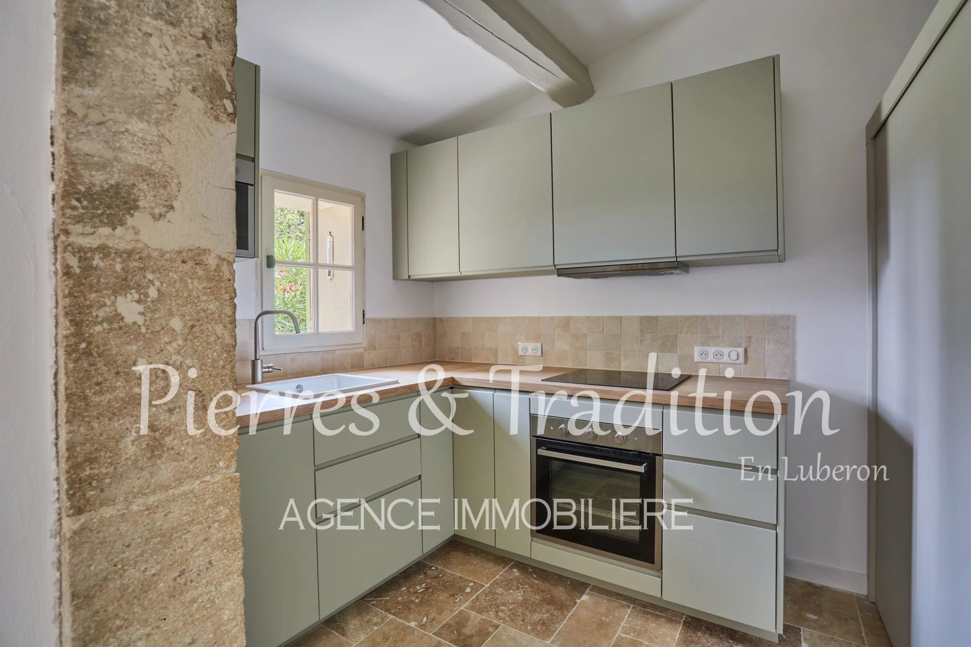 Autre dans Goult, Vaucluse 12477598