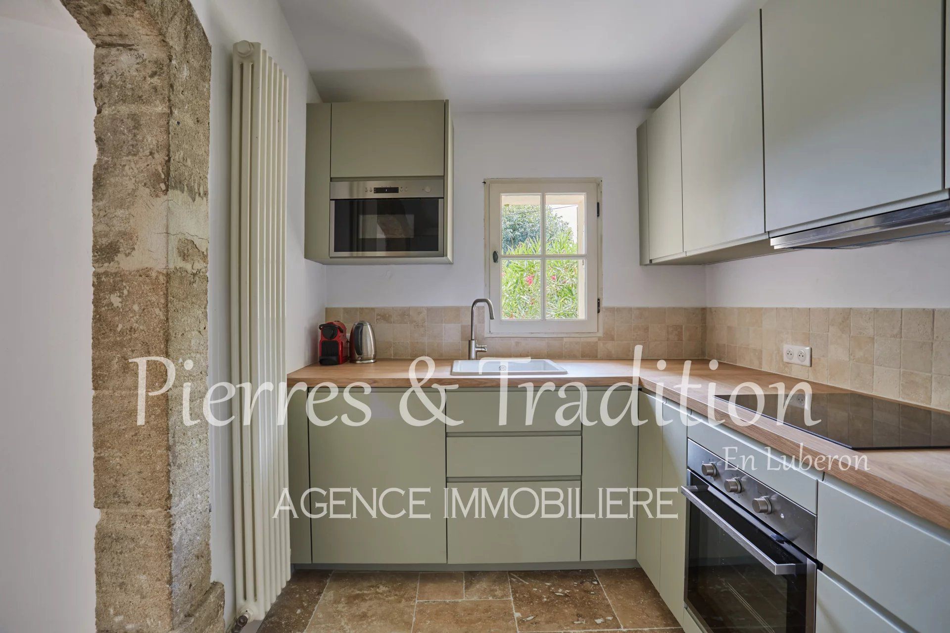 Autre dans Goult, Vaucluse 12477598