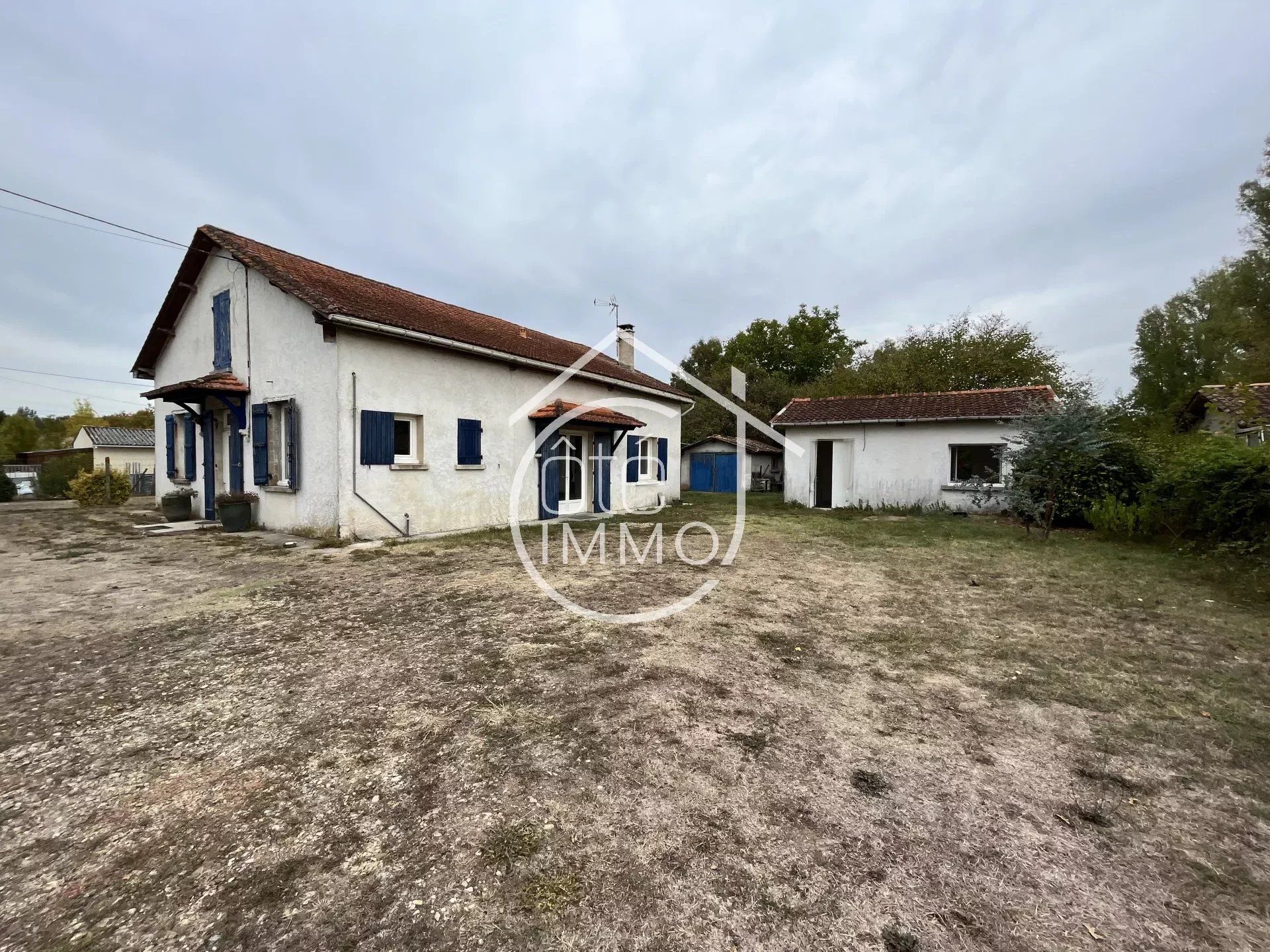 casa en Menesplet, Nouvelle-Aquitaine 12477689