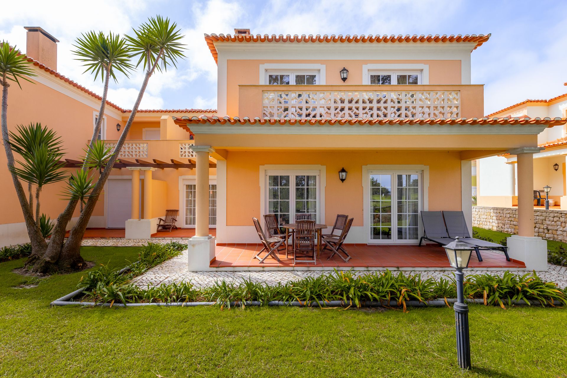 House in Ferrel, Rua Dona Leonor de Aragão 12477775