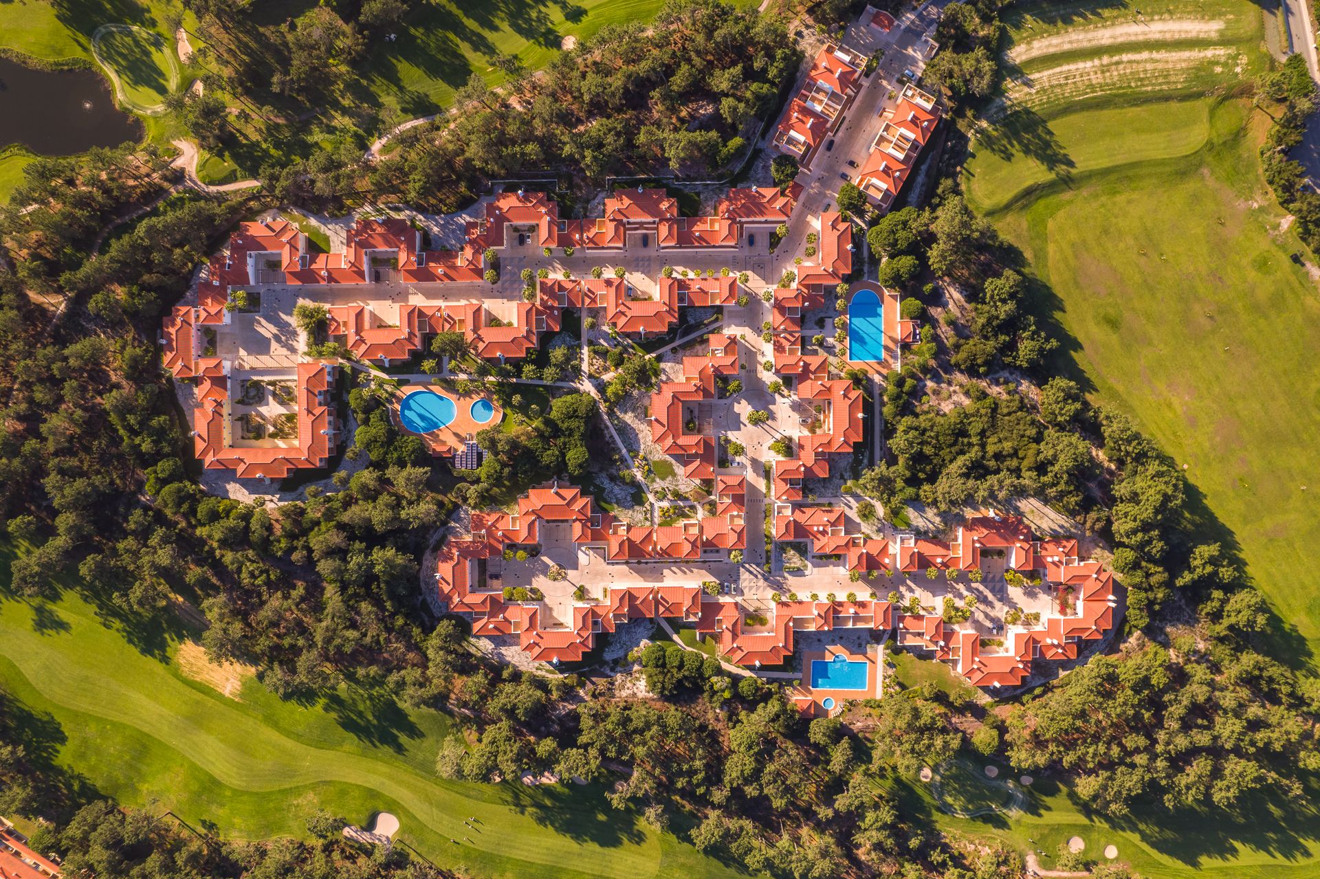 Hus i Amoreira, Rua Dona Catarina de Bragança 12477776