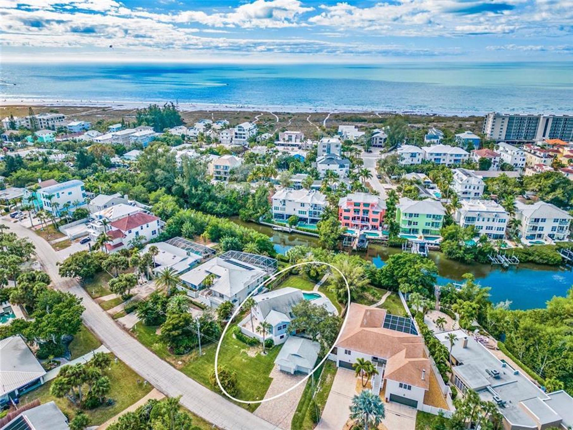 rumah dalam Siesta Key, Florida 12479180