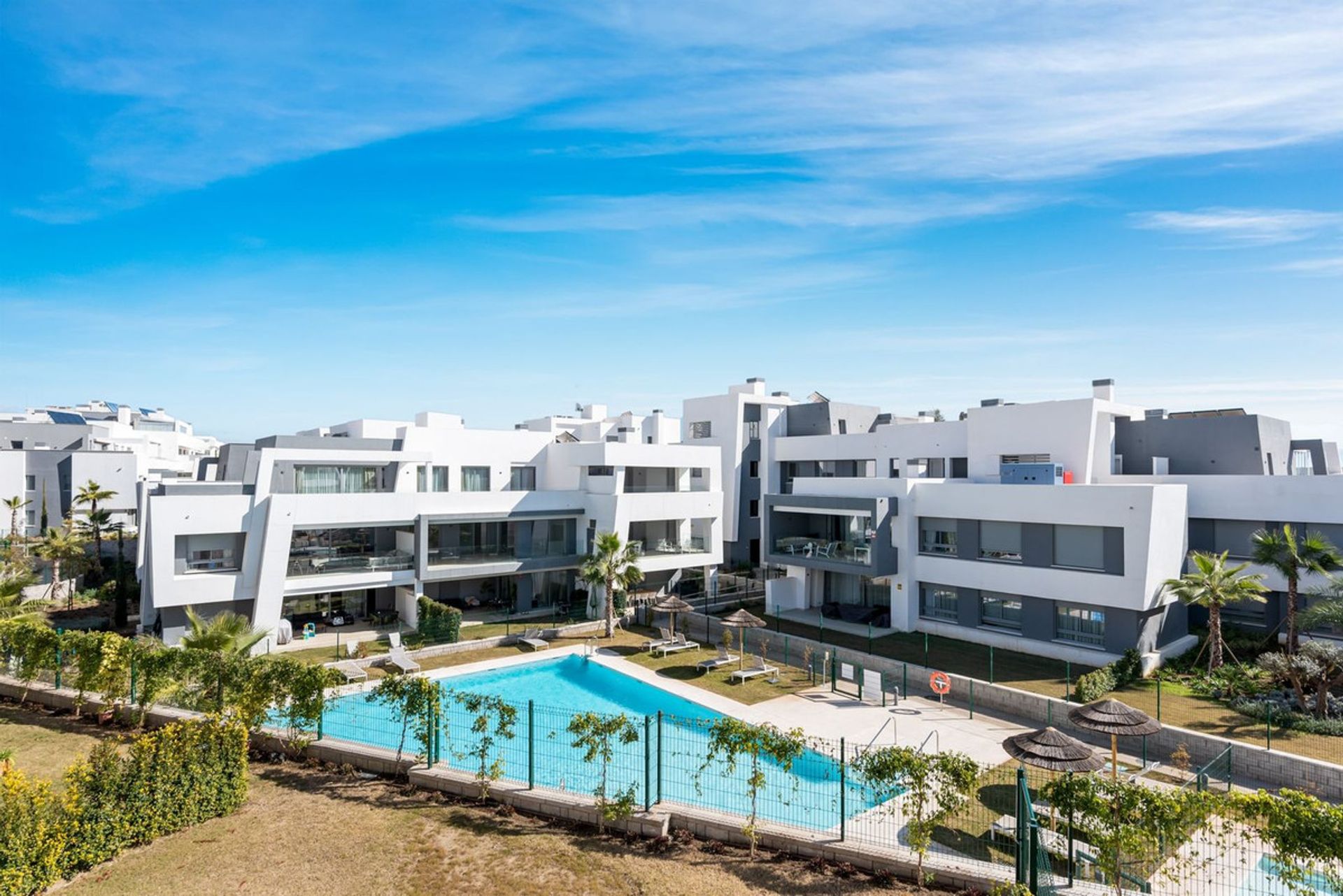 Kondominium dalam Estepona, Andalusia 12479353